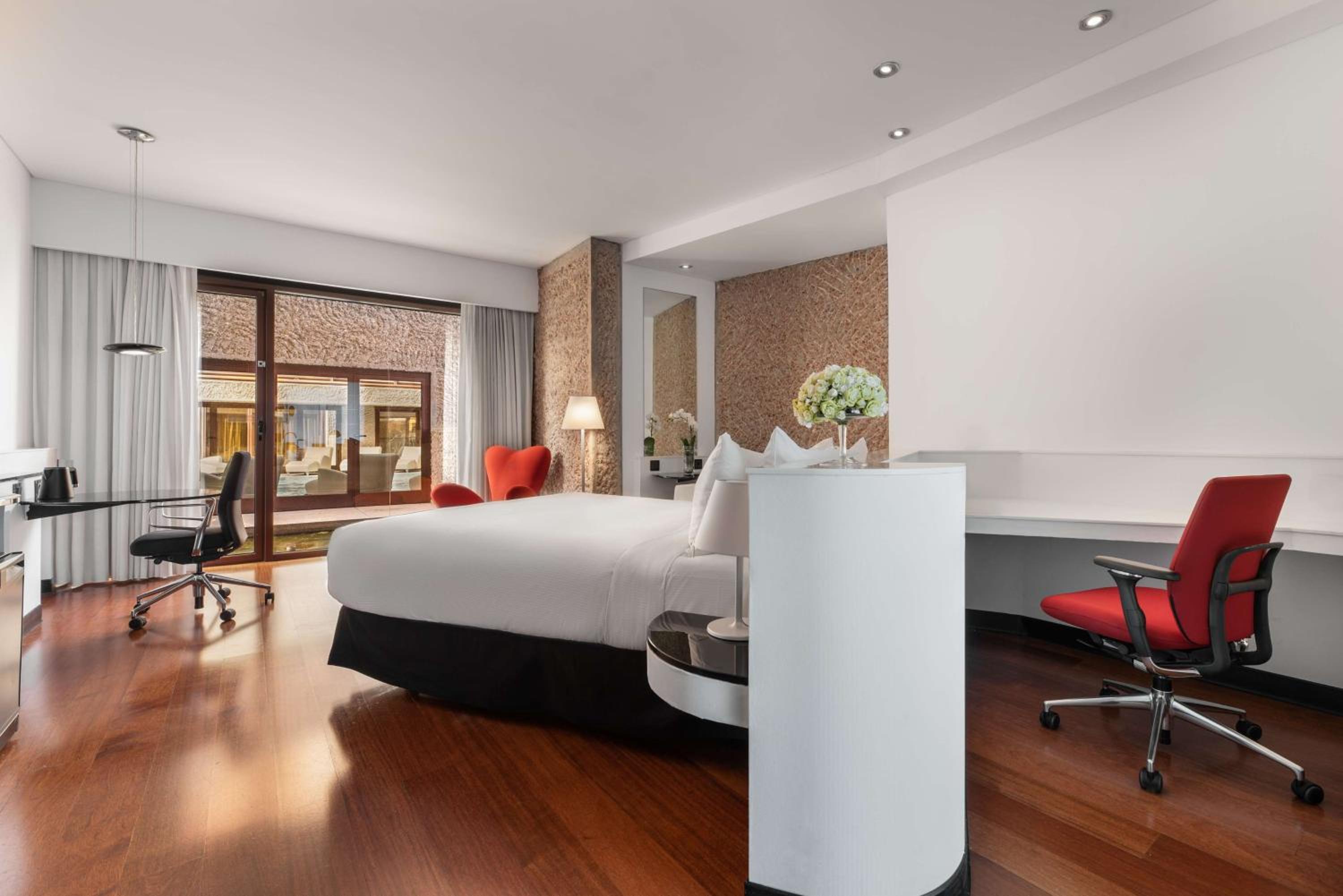 Relaxation King Room