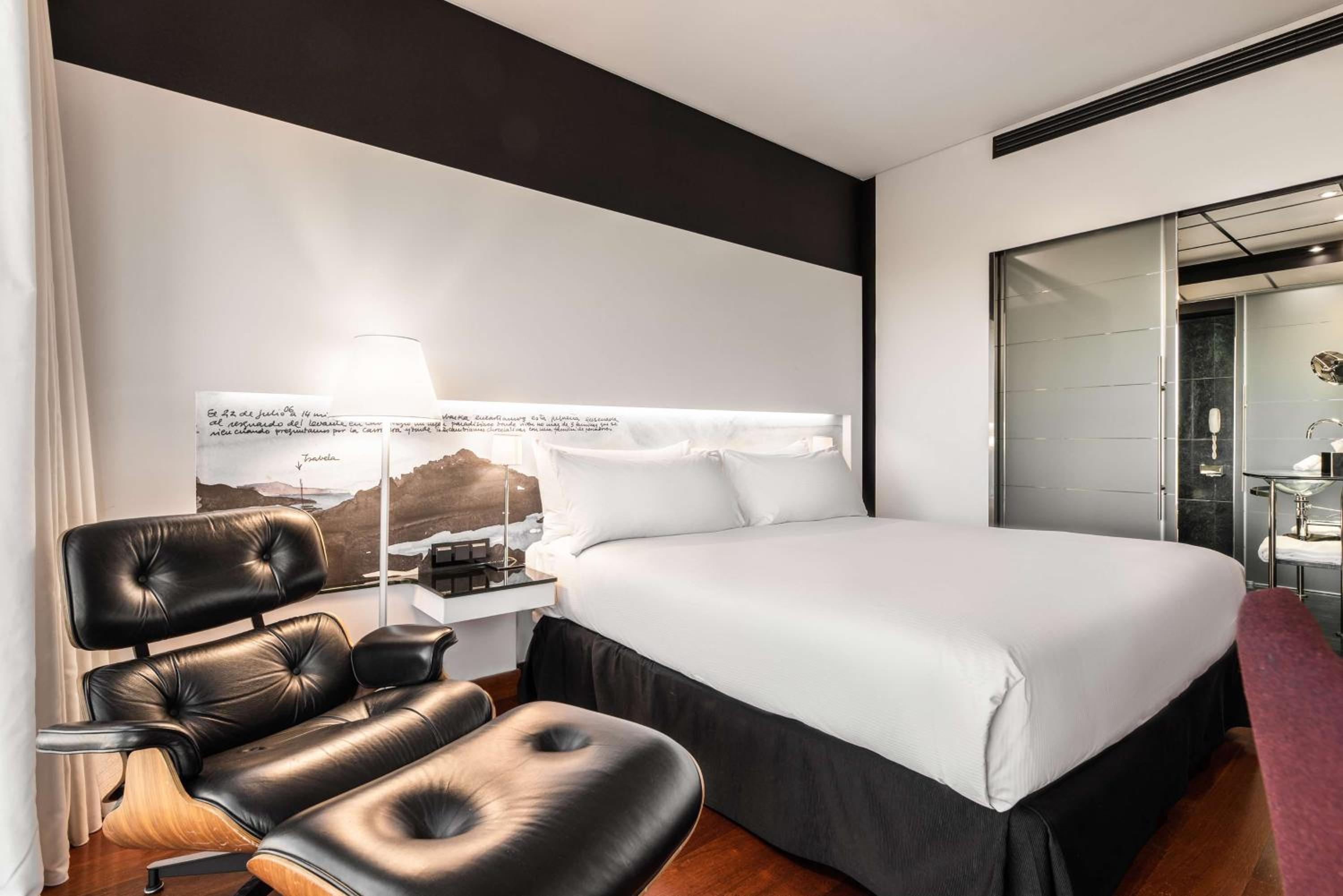 King Room with Urban View