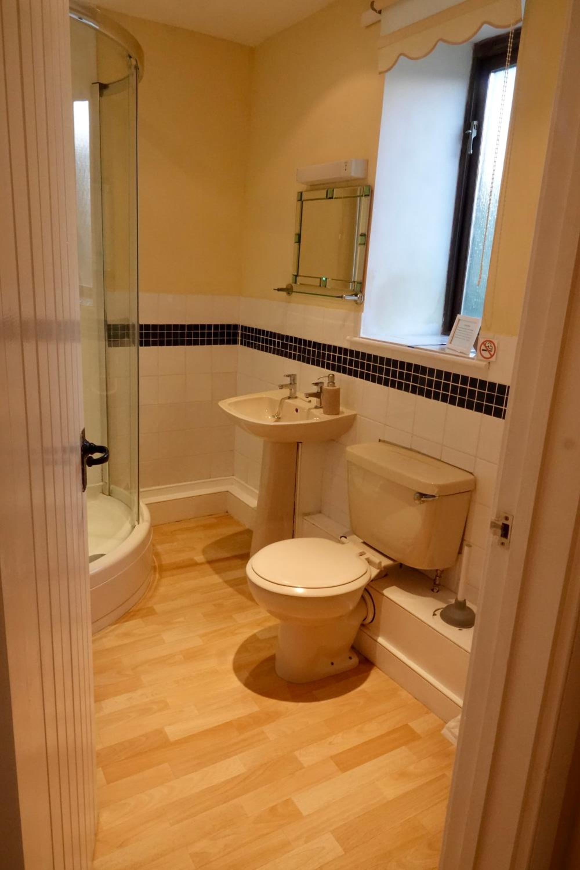 One-Bedroom House photo 3