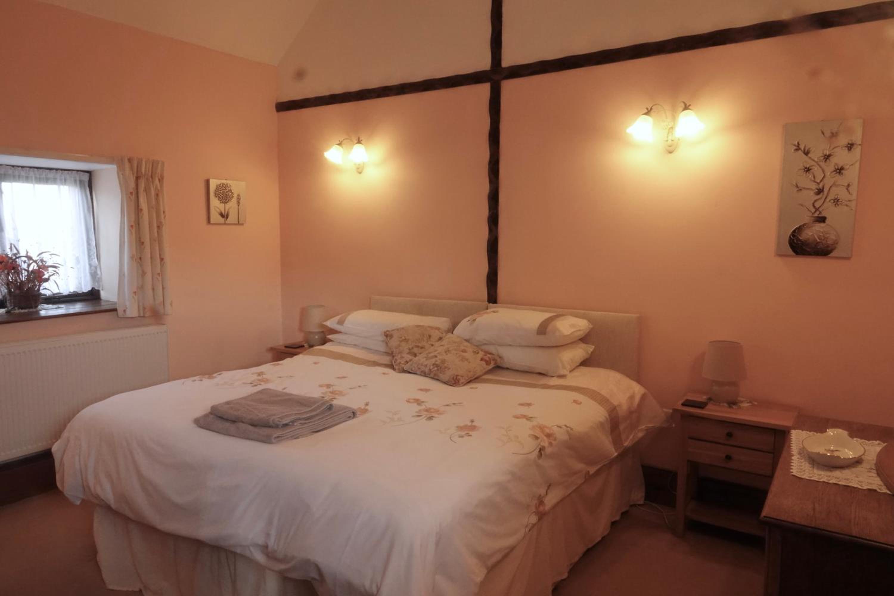 One-Bedroom House photo 1
