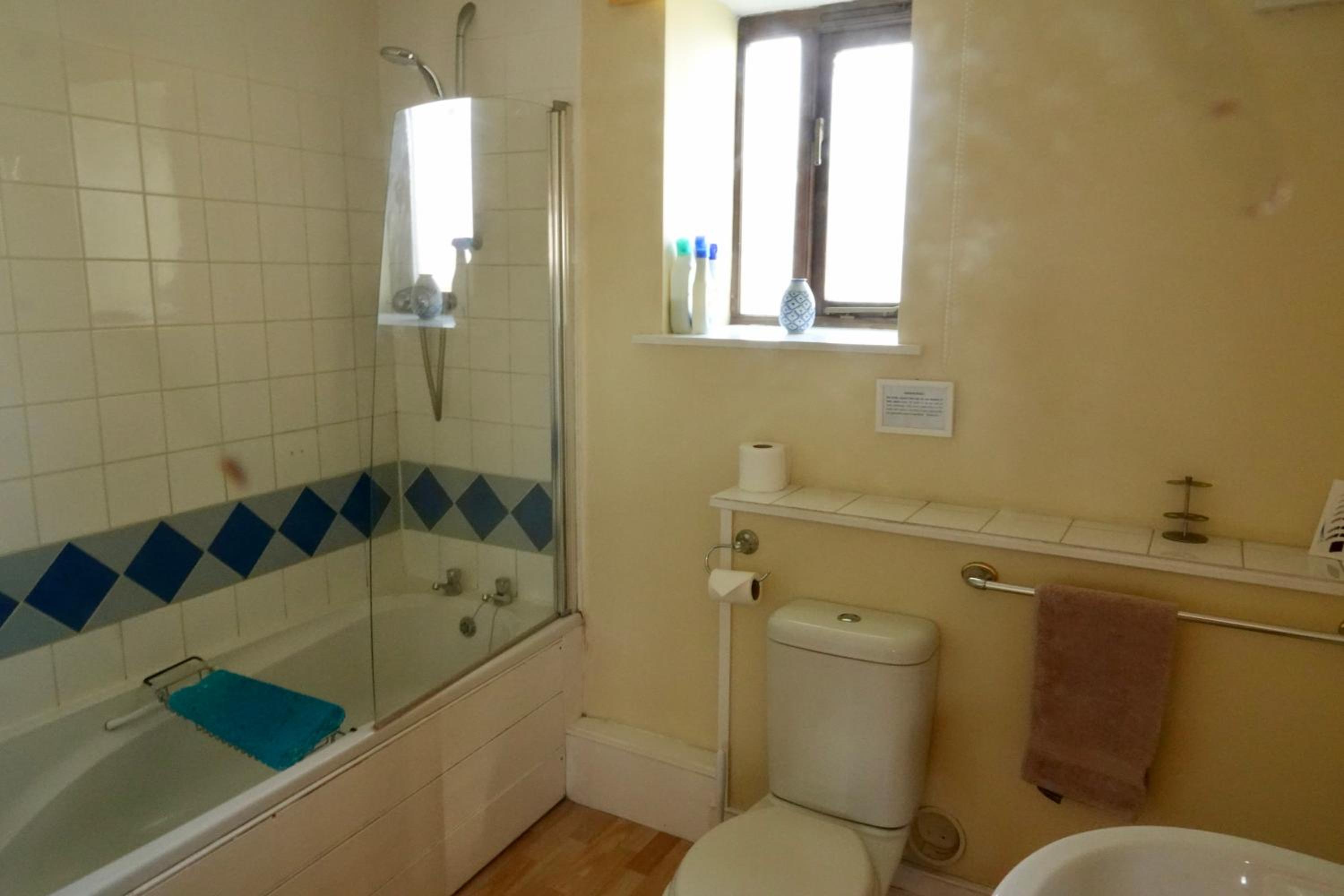 One-Bedroom House photo 2