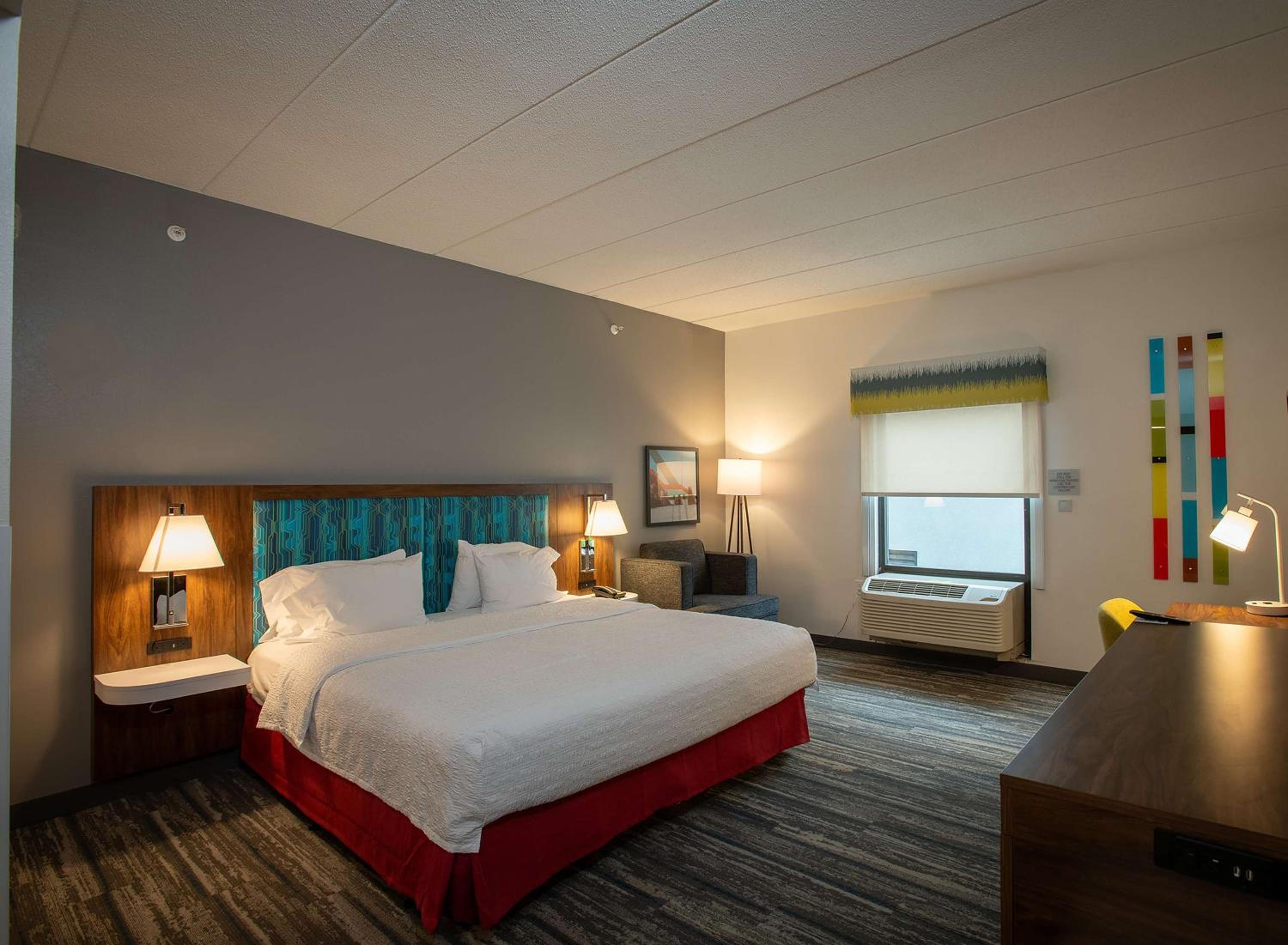 King Room - Mobility Access/Non-Smoking - Photo 1