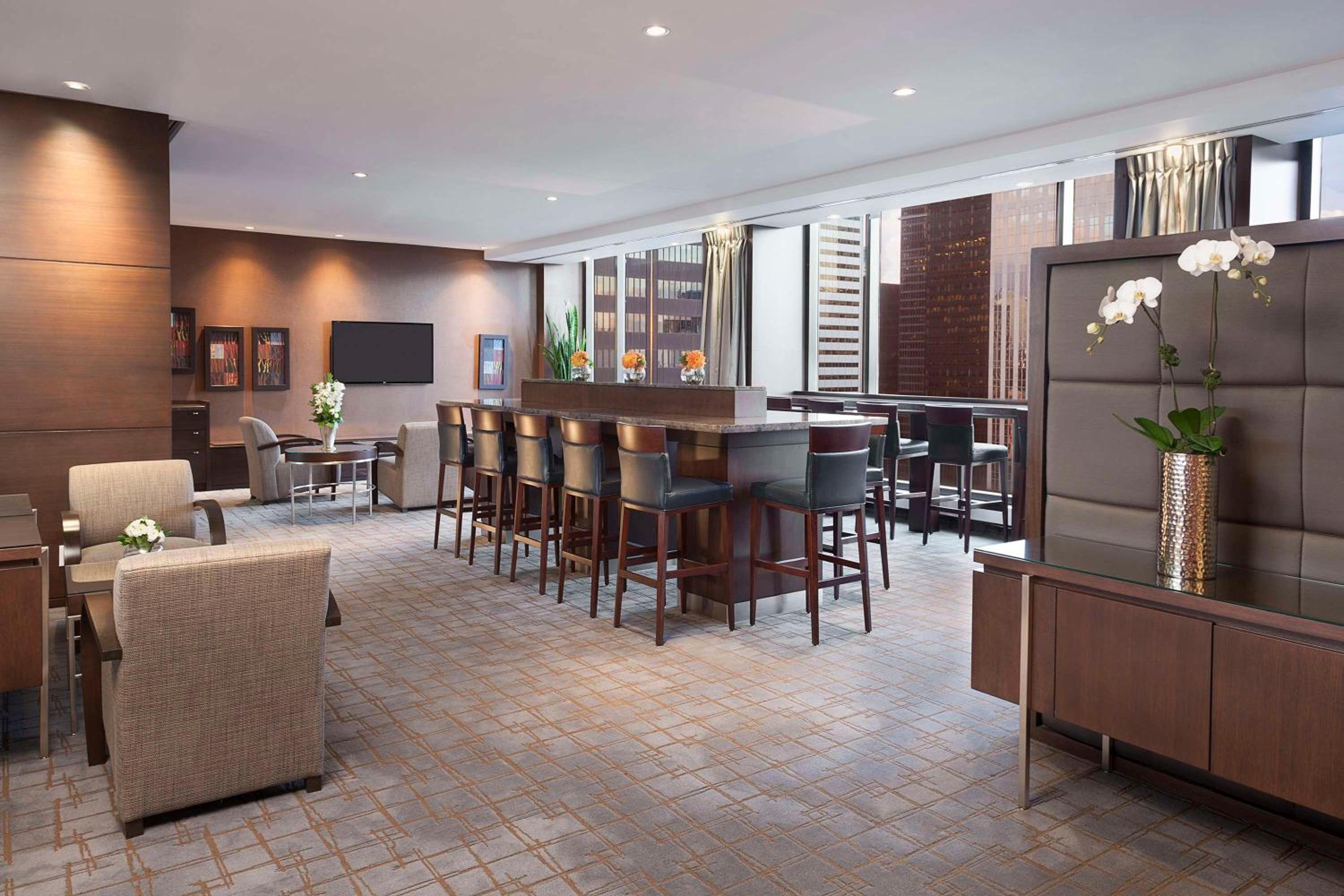 Executive King Room - Photo 6