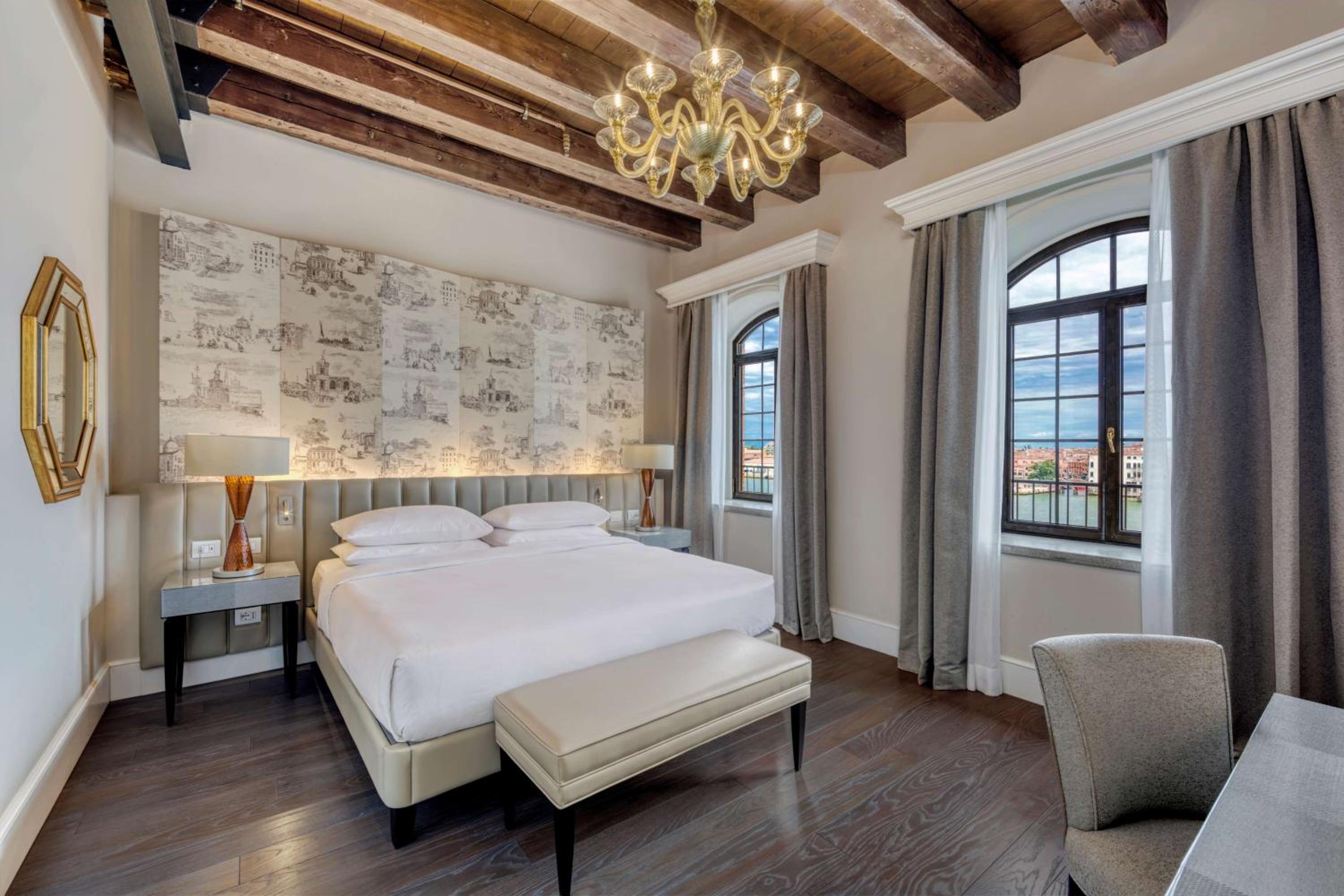 King Tower Suite