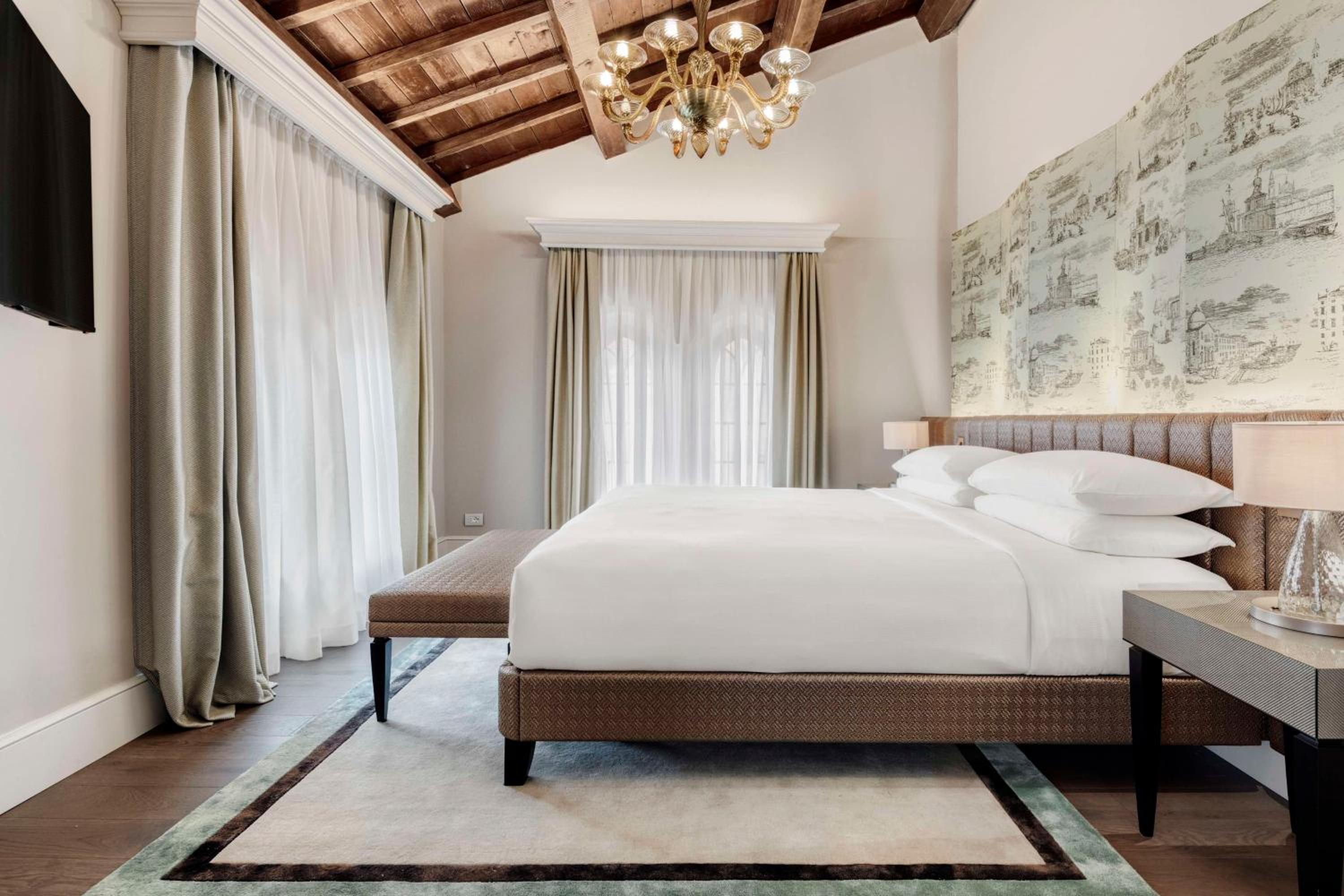 Executive King Suite