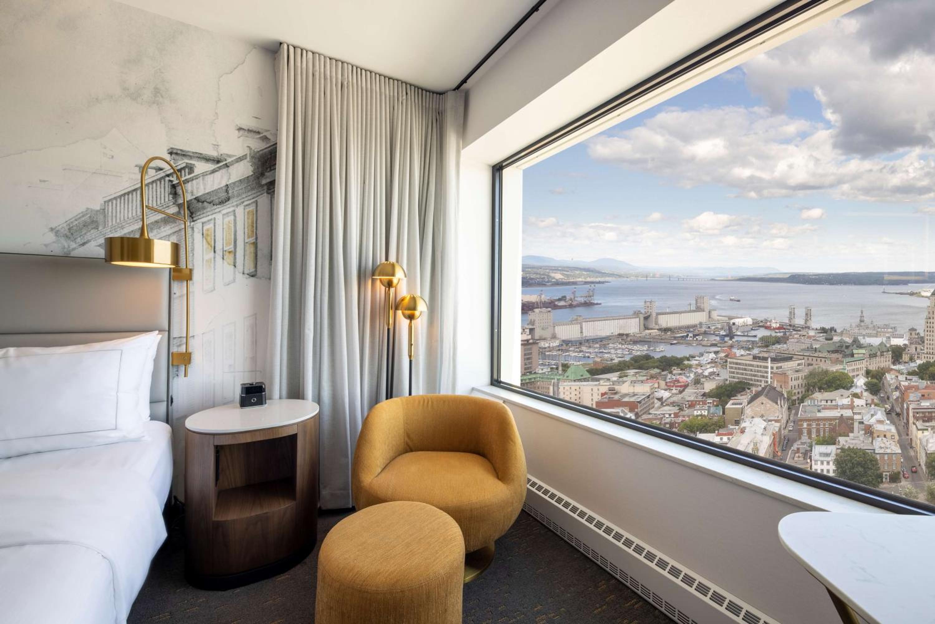 King Room with Old Town and River View - Photo 2