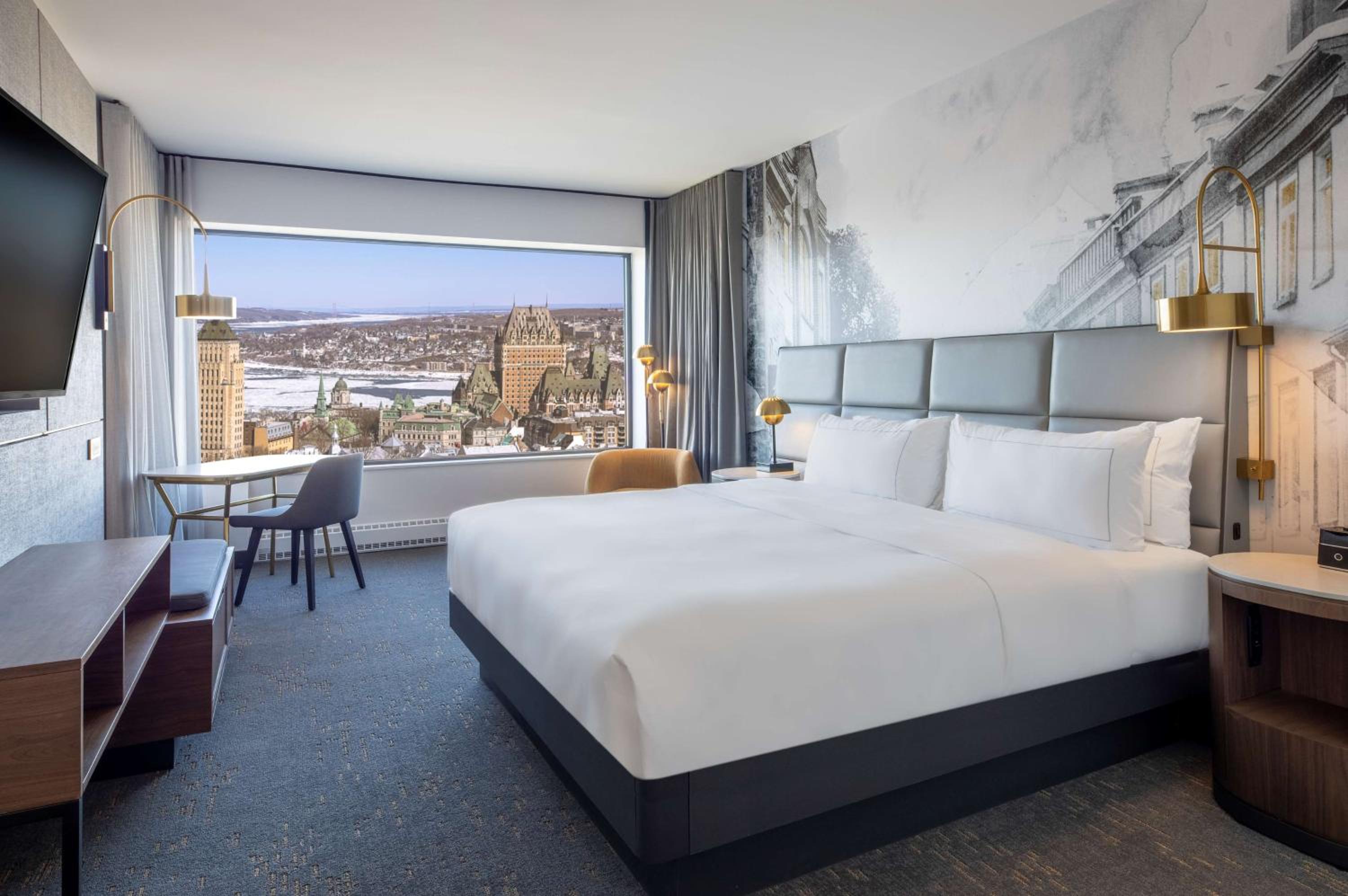 King Room with Old Town and River View - Photo 1