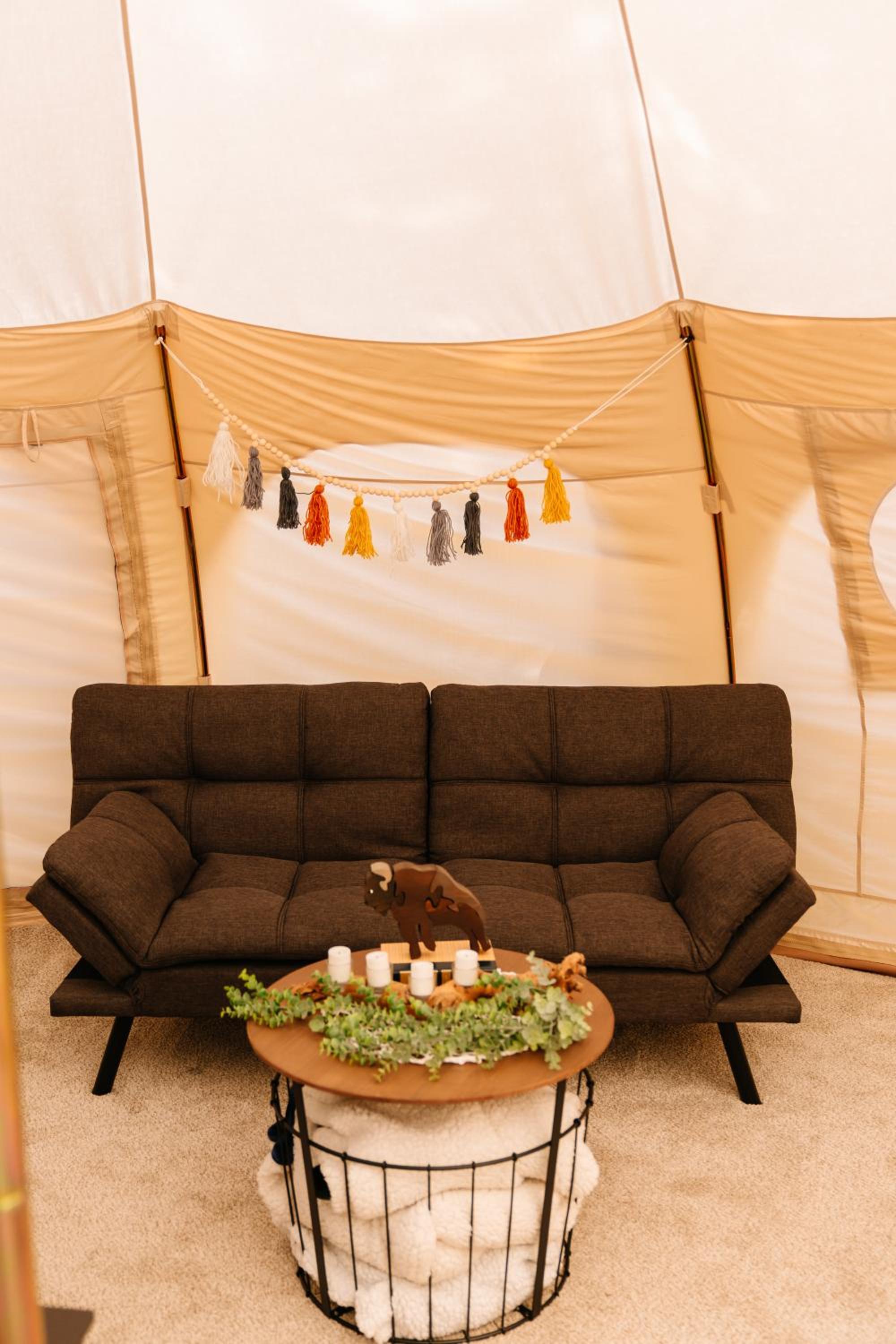 Yellowstone Family Tent - Photo 8