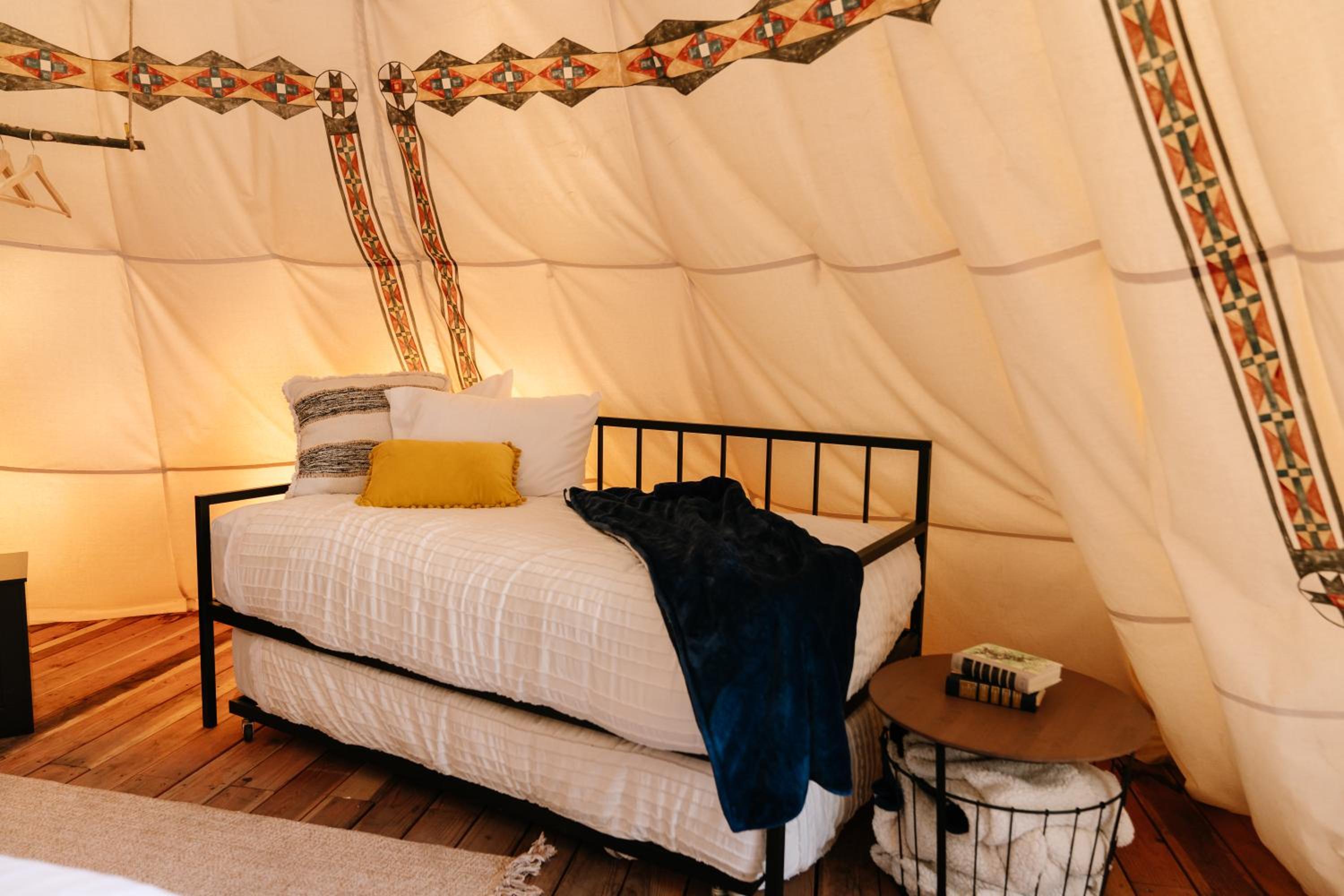 Yellowstone Luxury Tepee - Photo 3