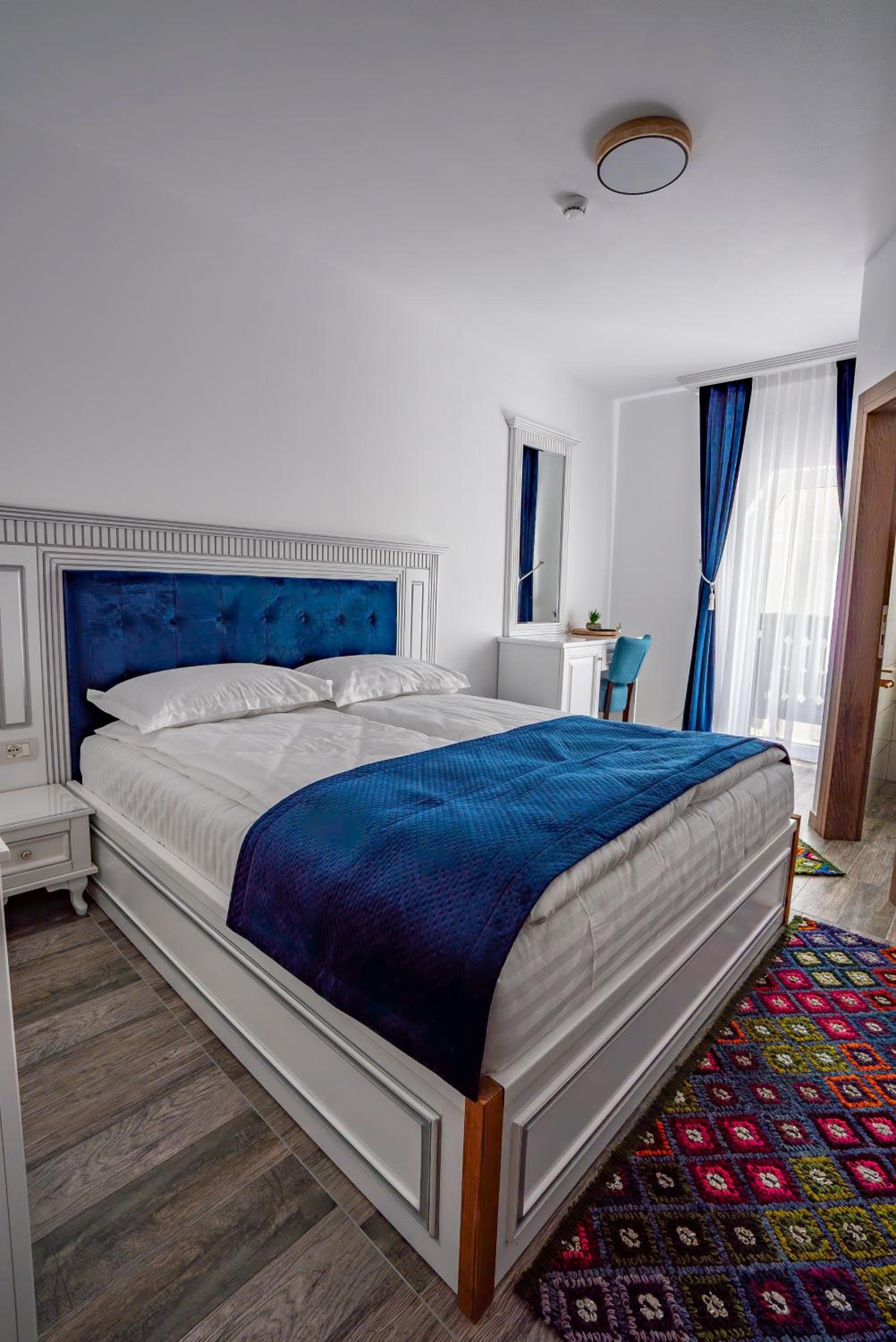 Double Room with Balcony photo 3