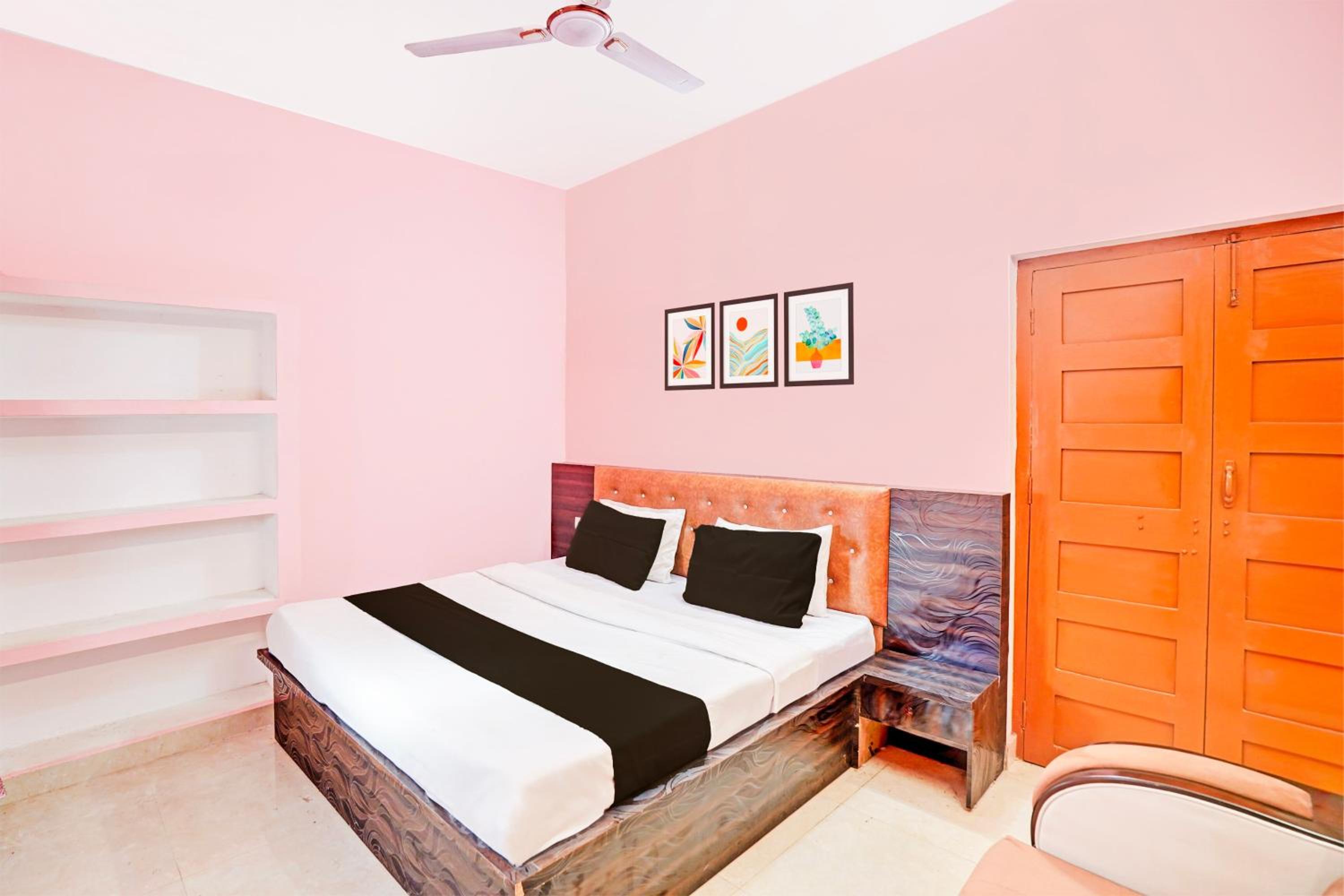 Classic Triple Room photo 1