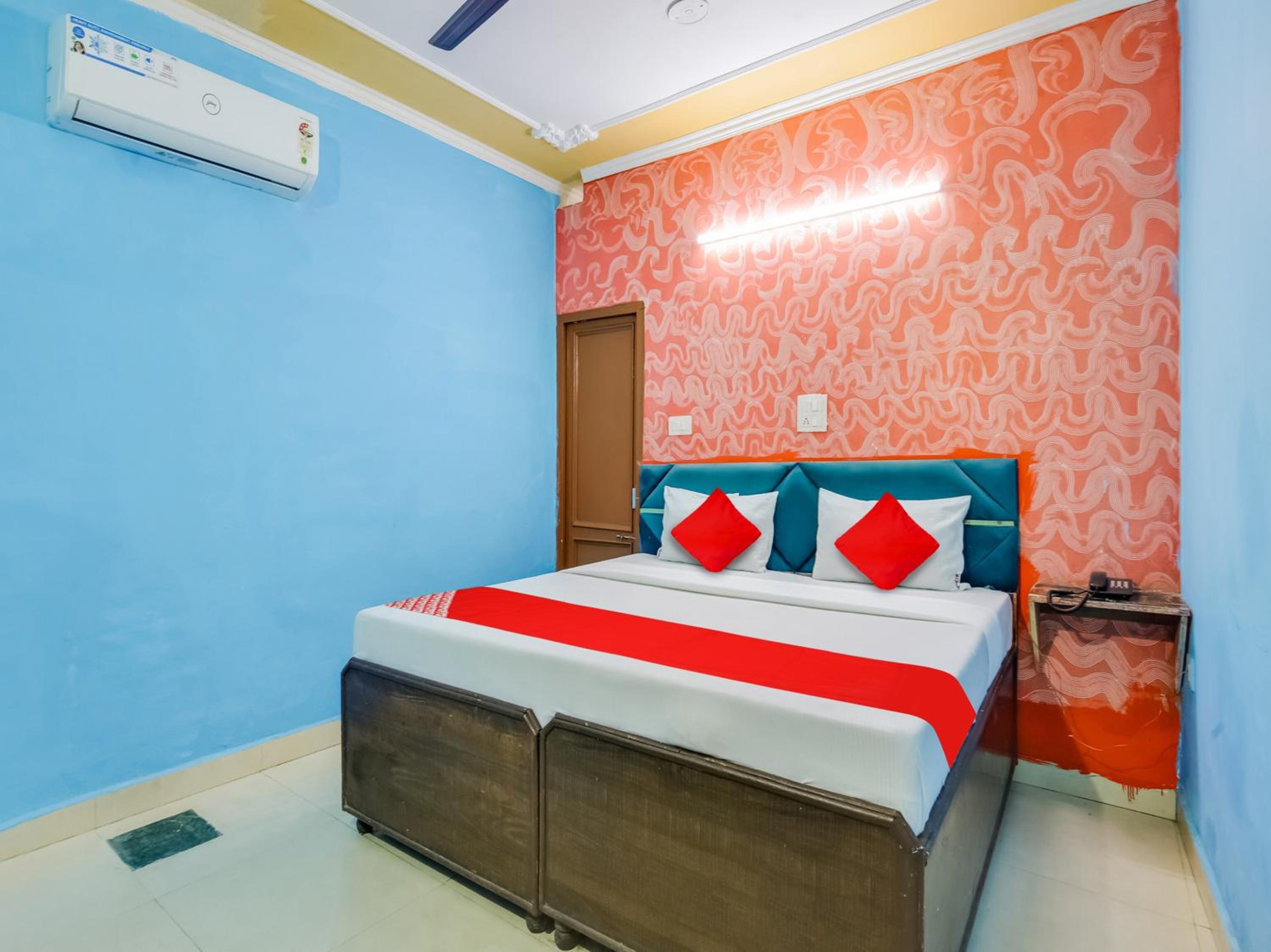 Classic Triple Room