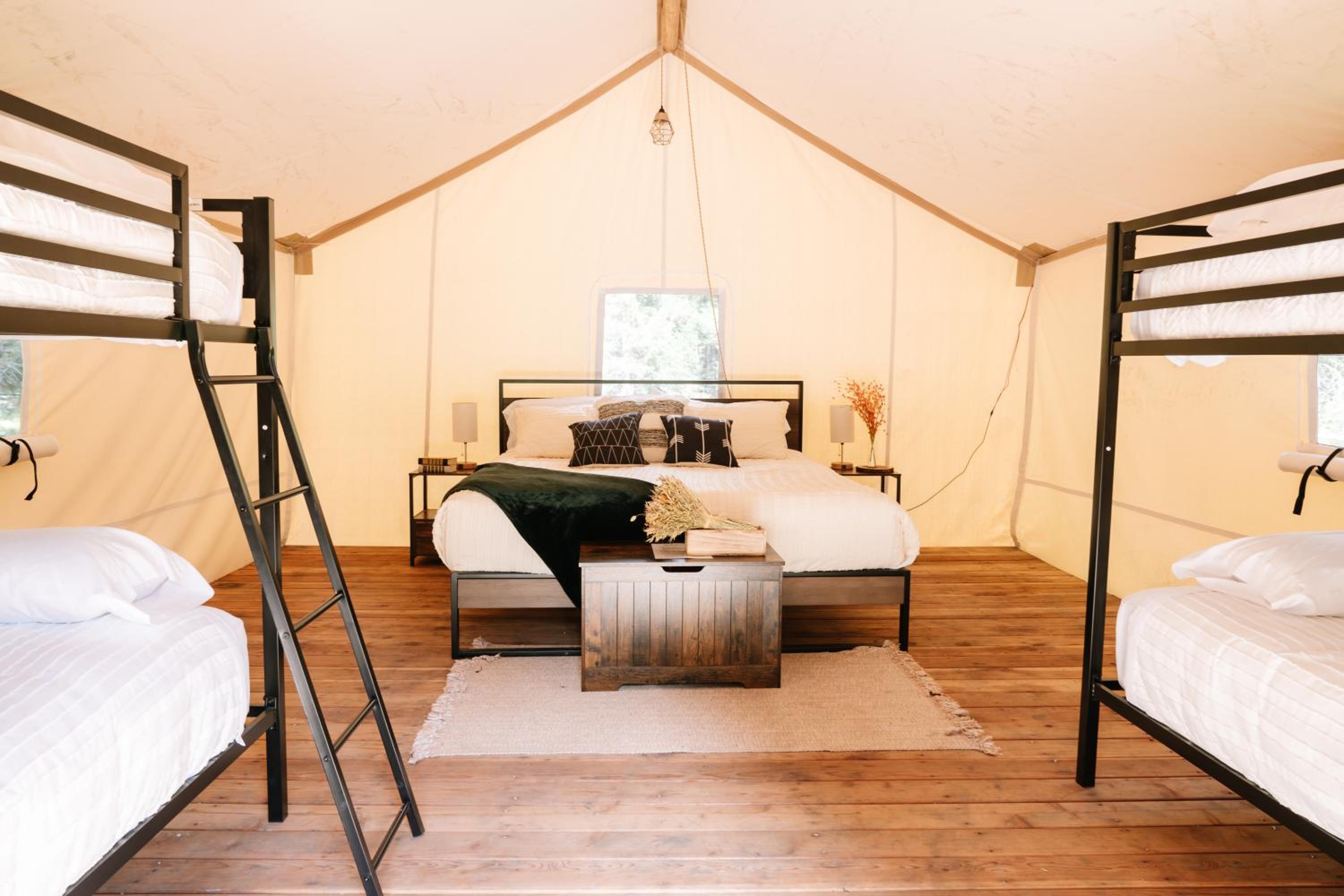 Yellowstone Luxury Safari Tent - Photo 3