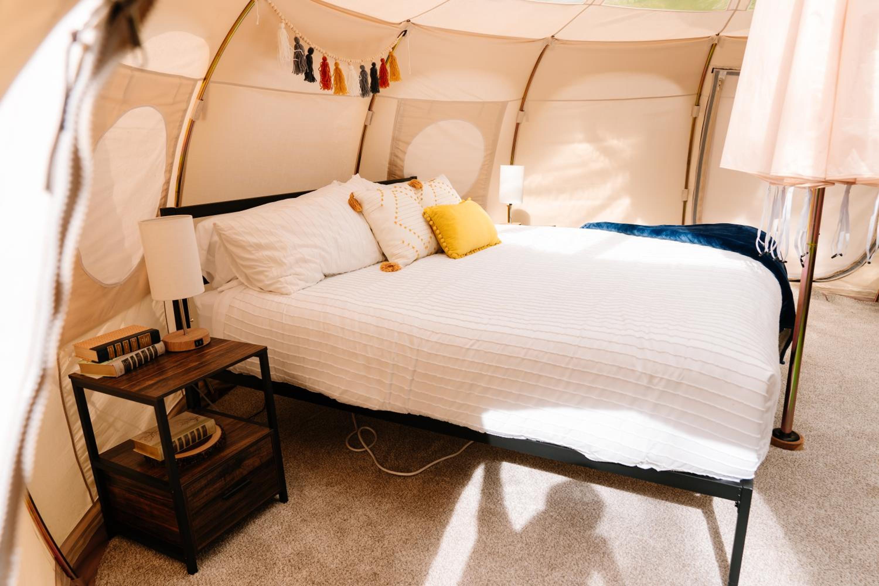 Yellowstone Luxury Couples Tent - Photo 1