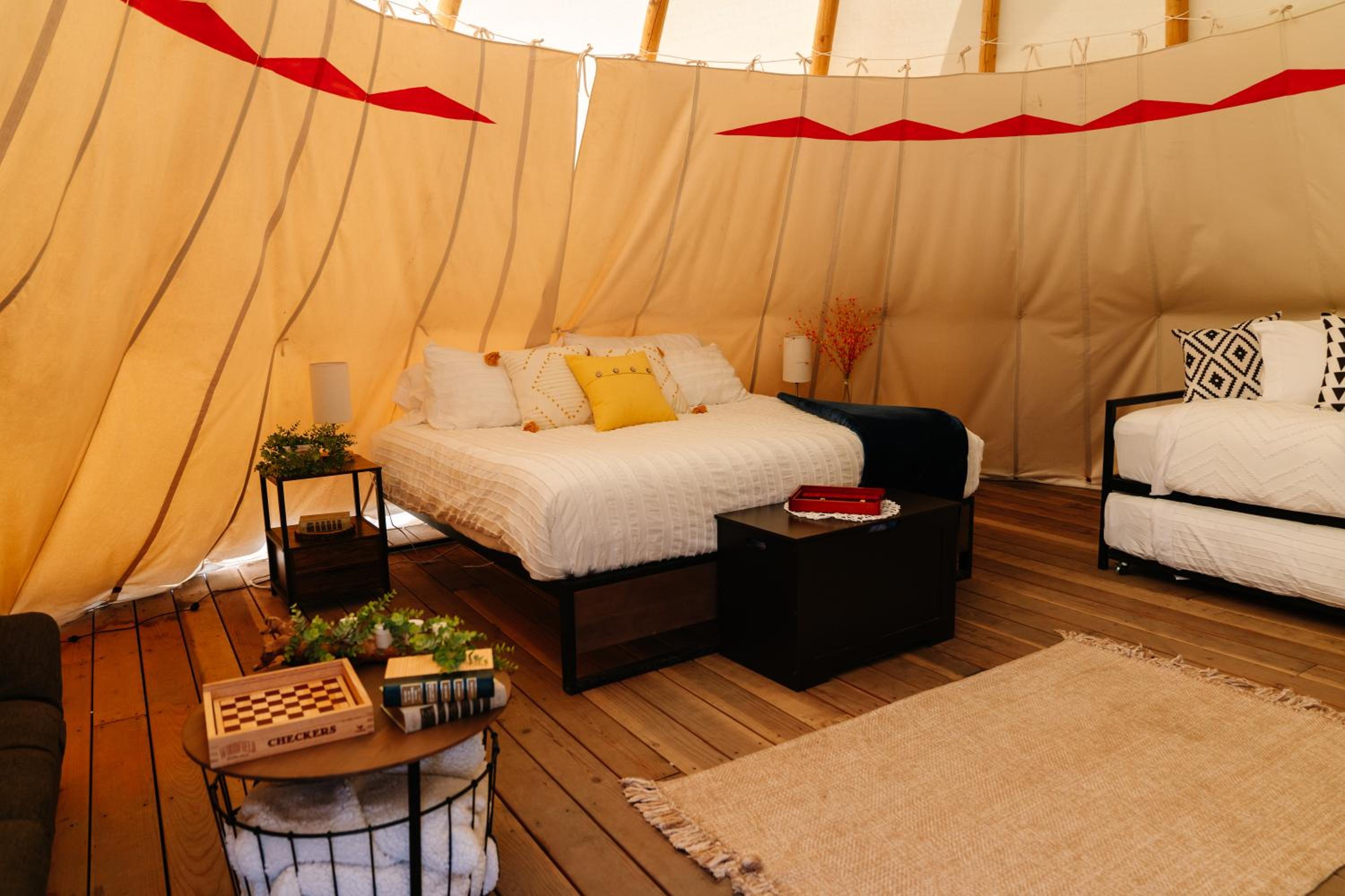 Yellowstone Family Tepee - Photo 1