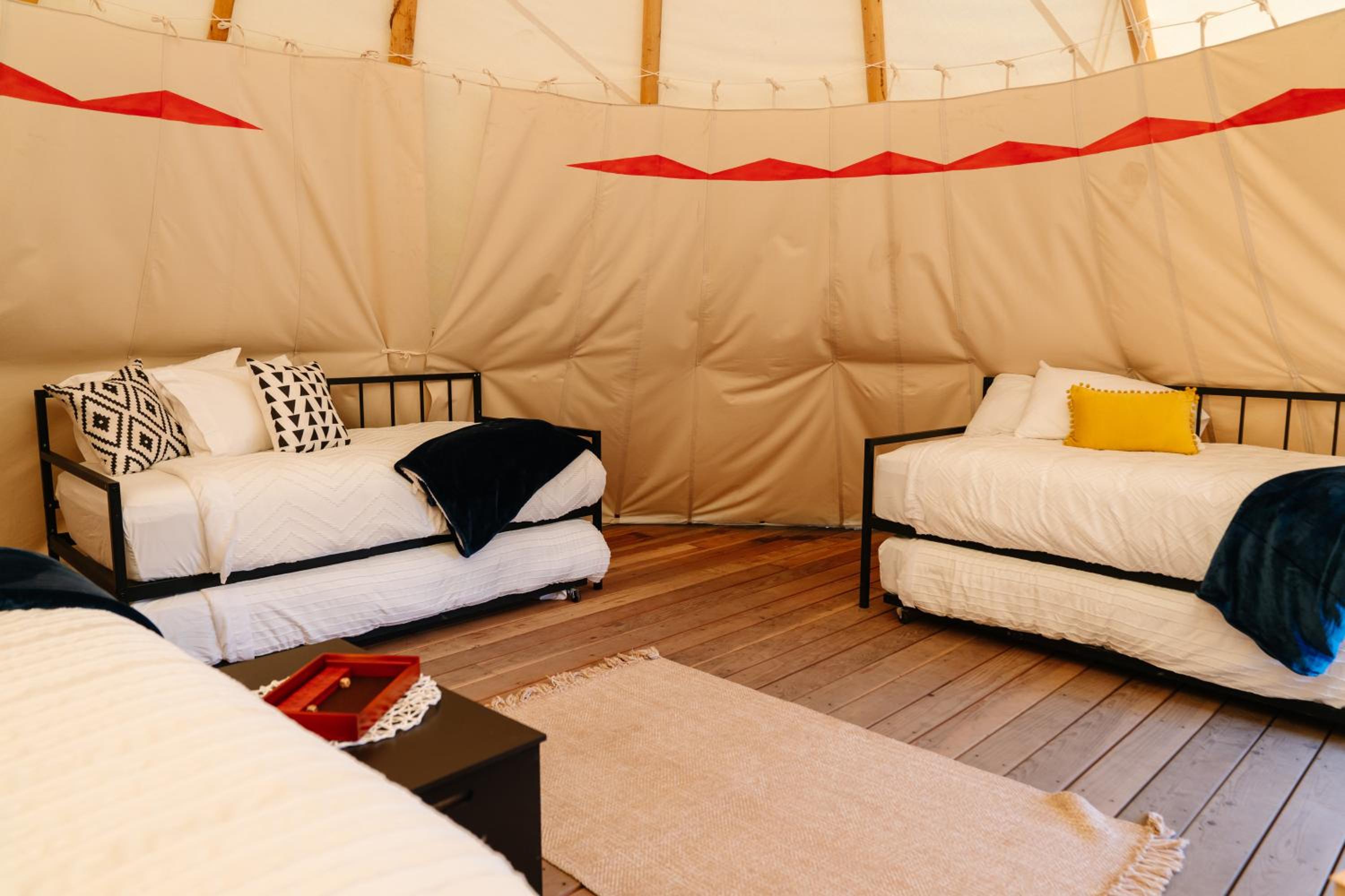 Yellowstone Family Tepee - Photo 10