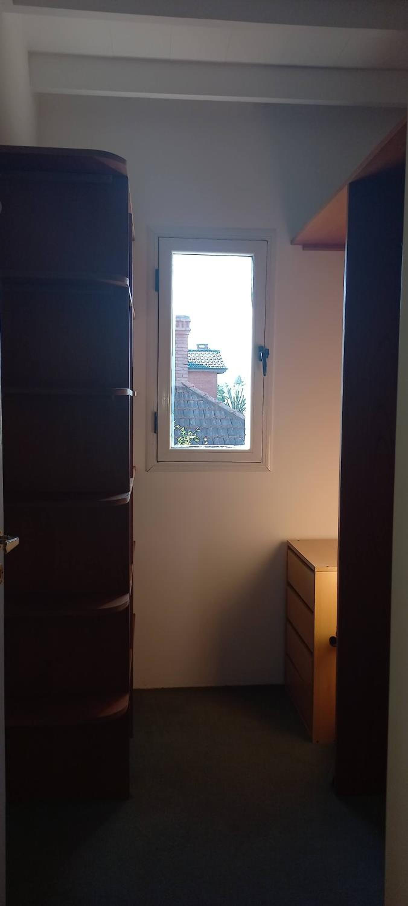 Four-Bedroom House photo 1