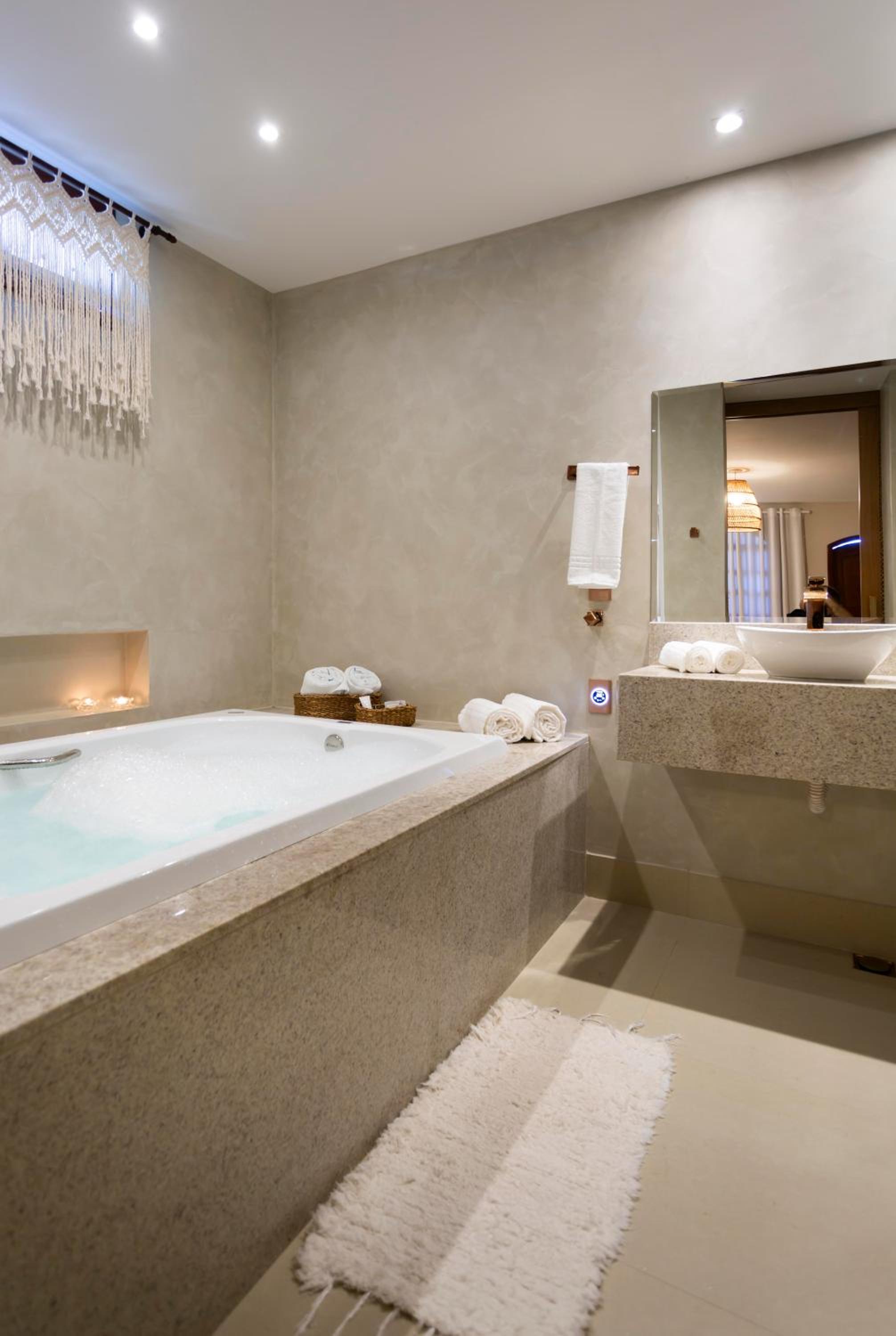 King Room with Spa Bath photo 3