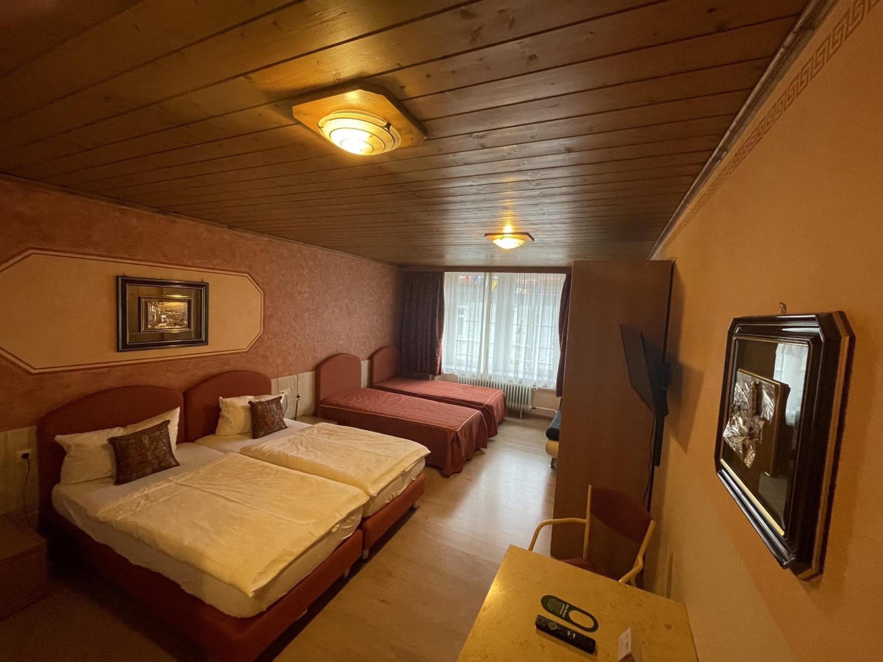 Economy Quadruple Room