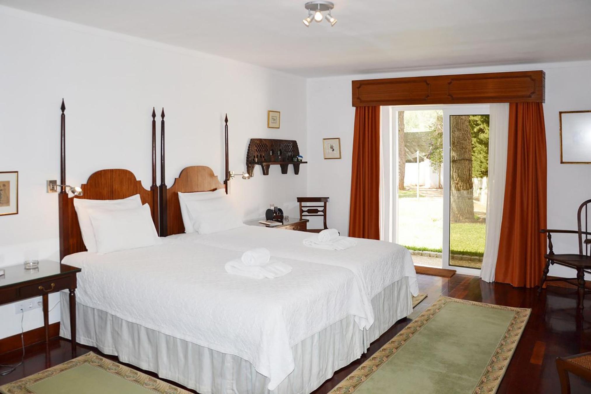 Double Room with Private Bathroom photo 1