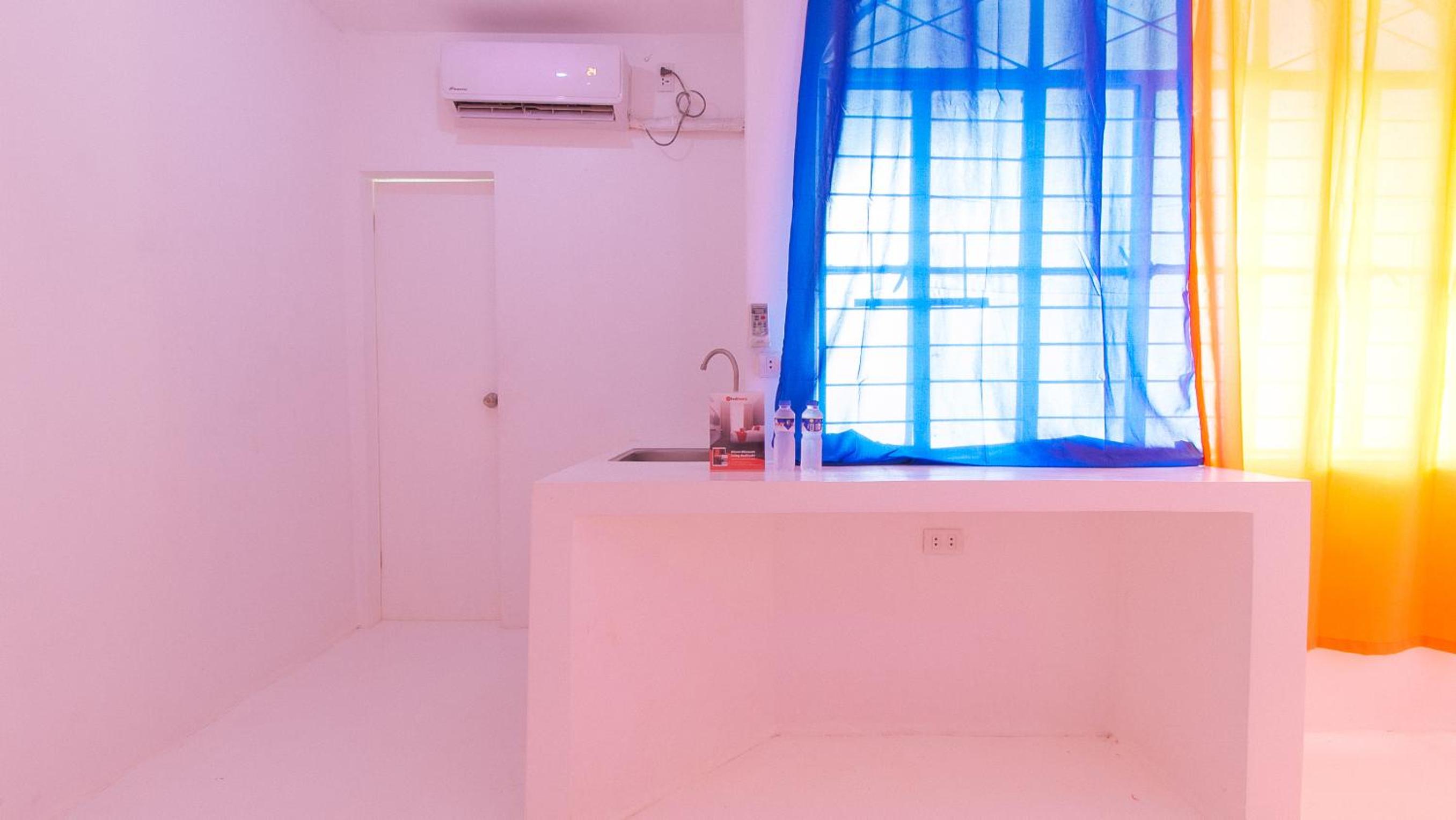 Double Room - Photo 10