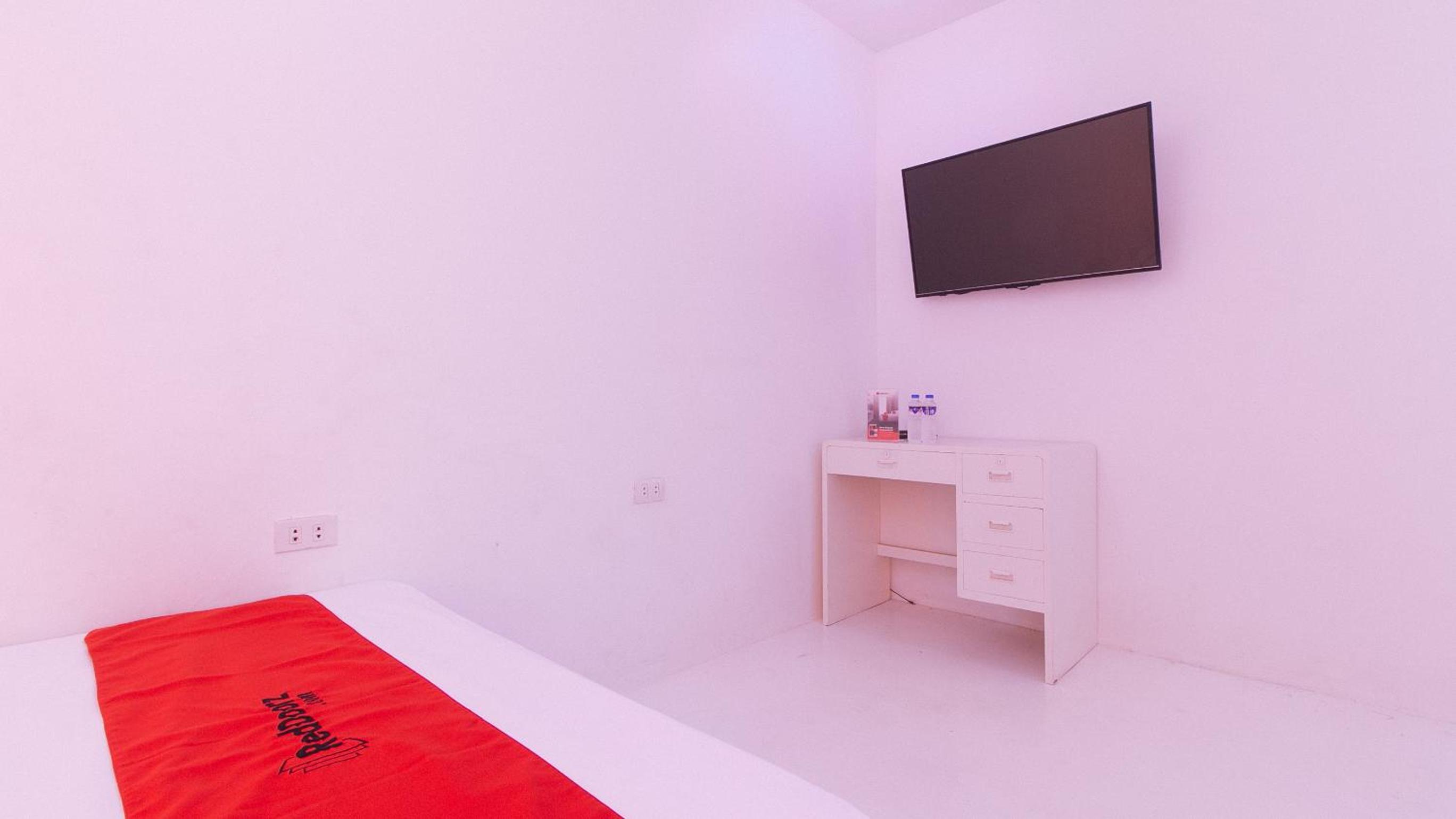 Double Room - Photo 15