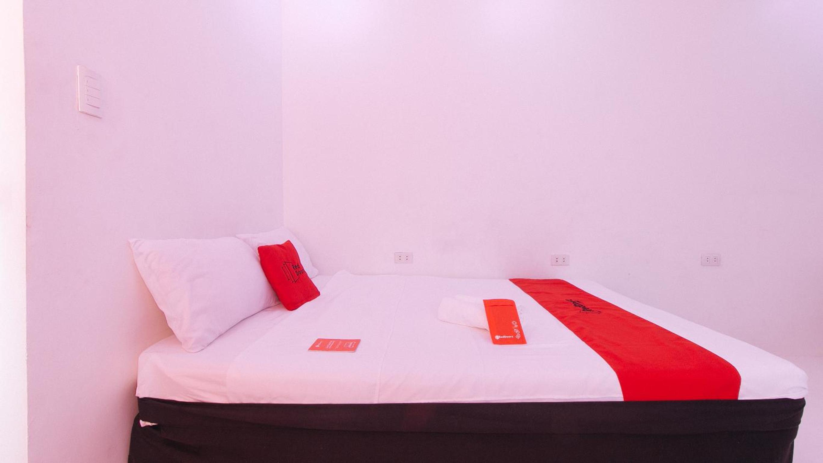 Double Room - Photo 3