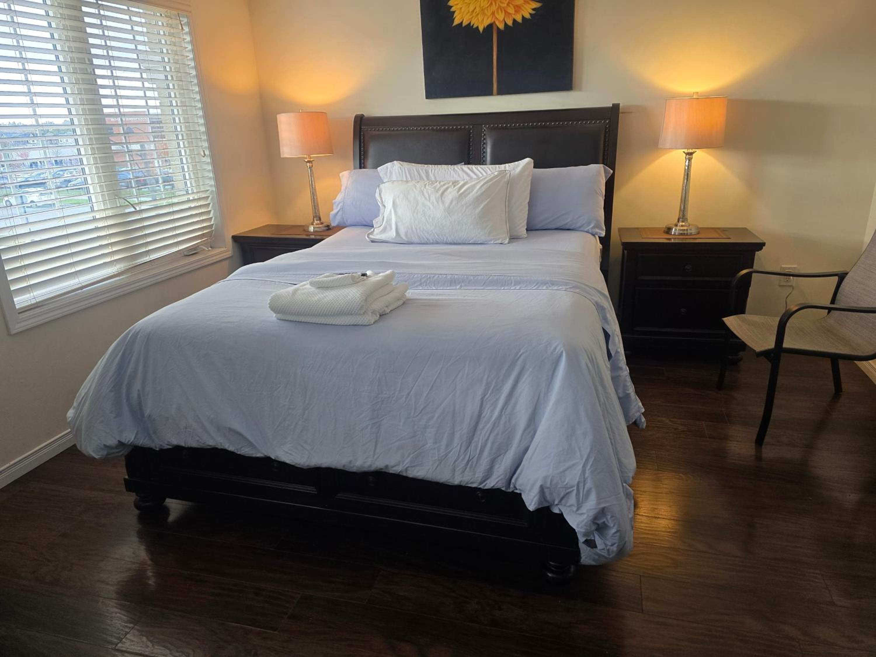 Double Room with Private Bathroom