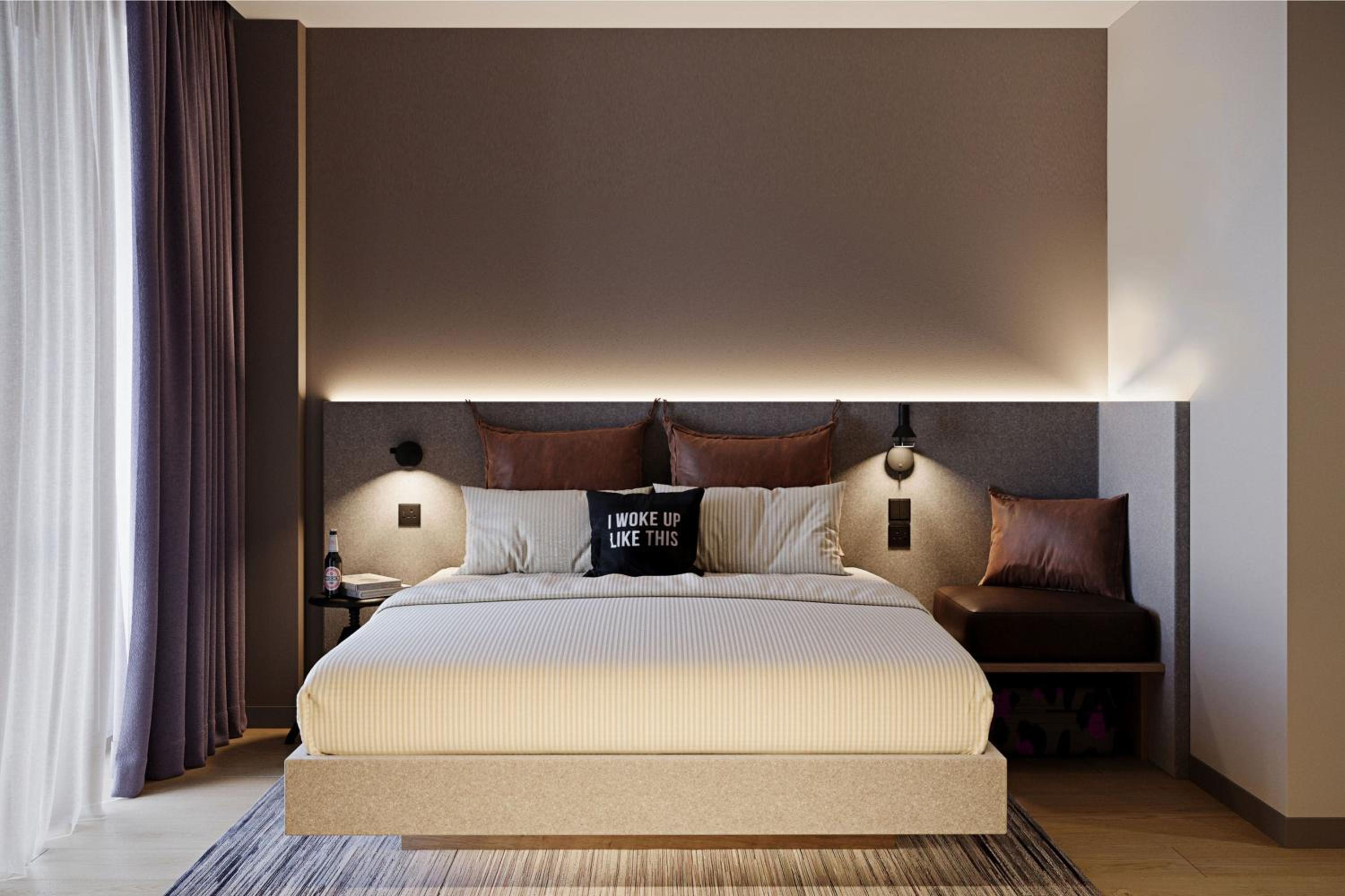 Queen Room with River View - Photo 8