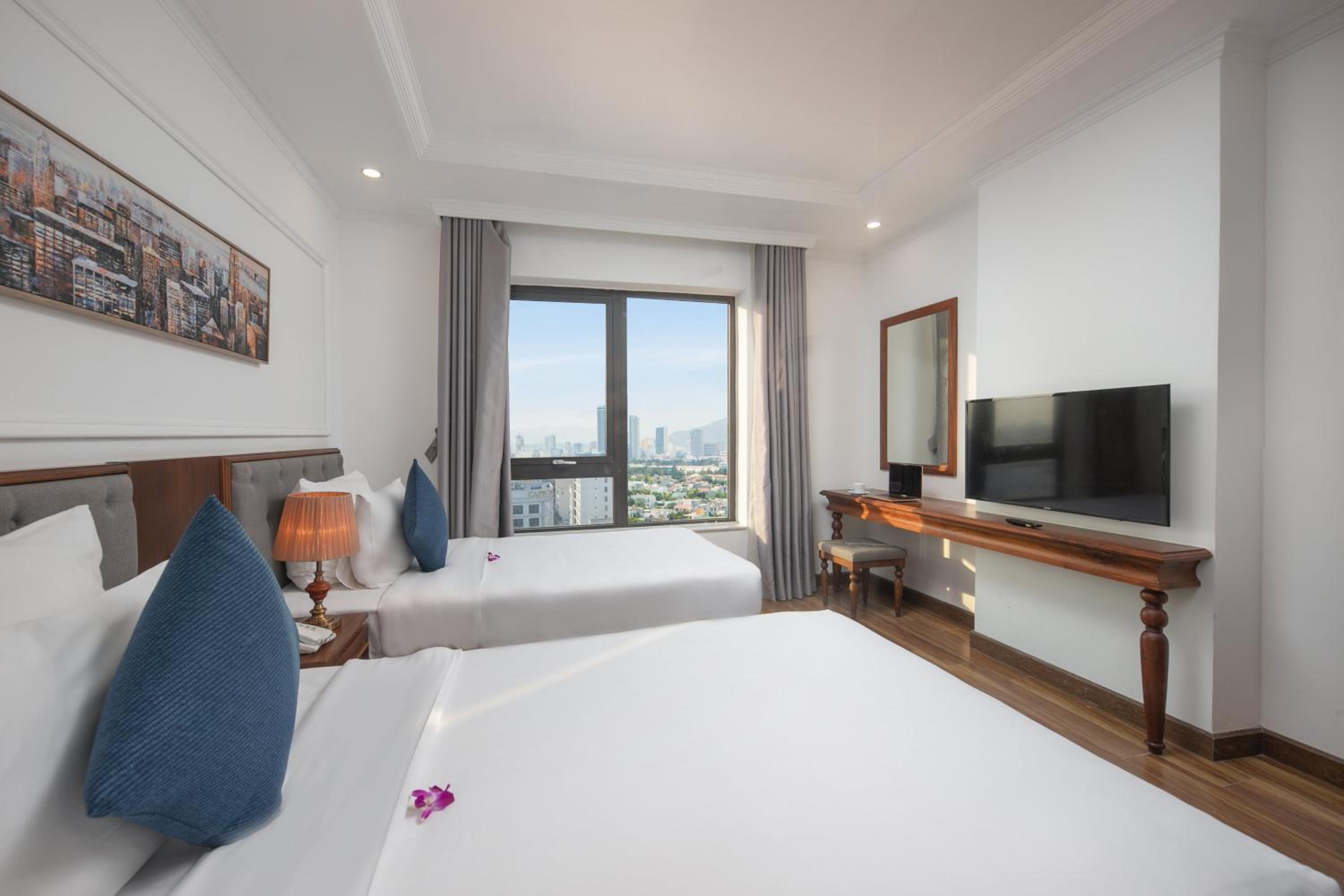 Deluxe Twin Room - Photo 2