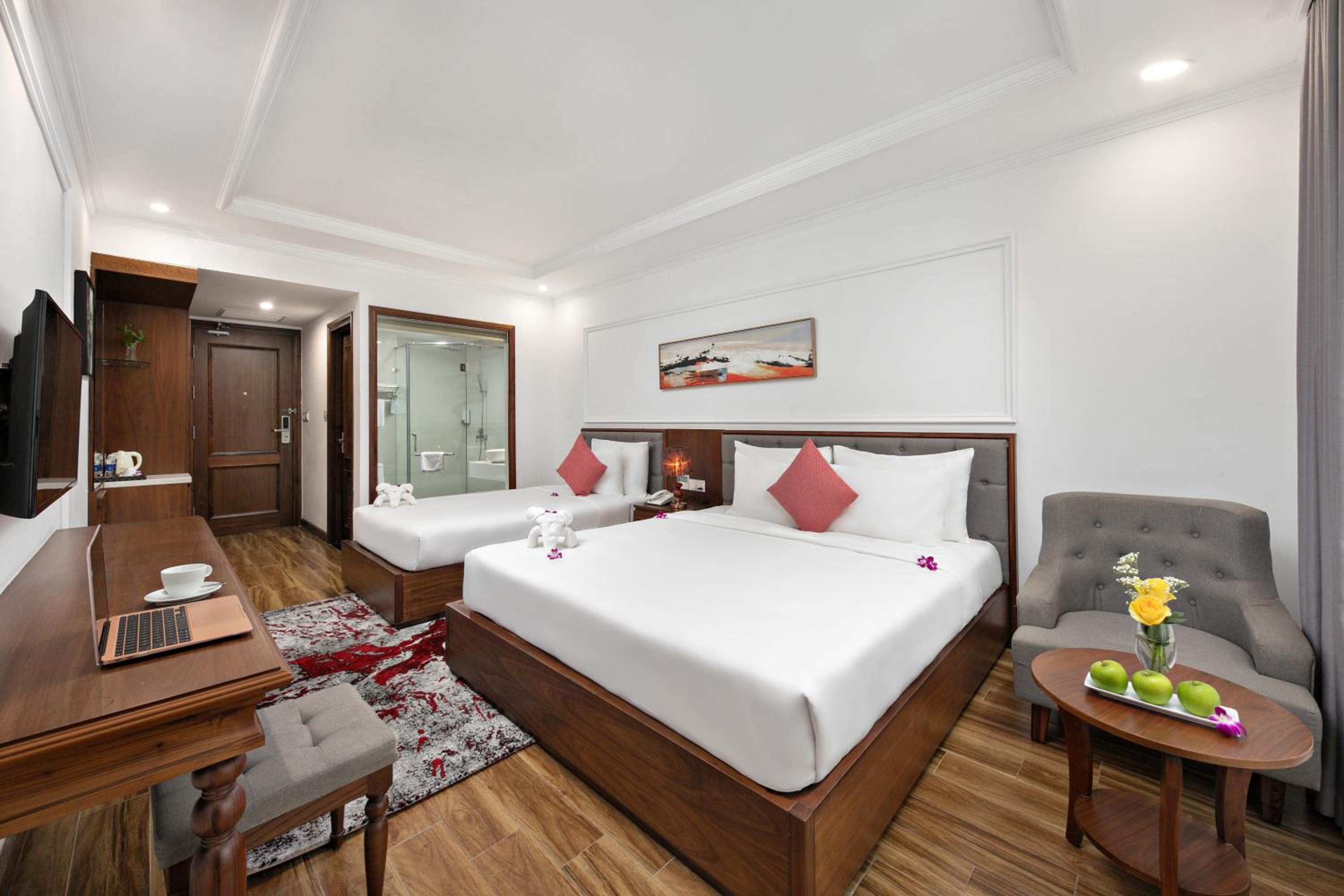 Deluxe Triple Room - Photo 3