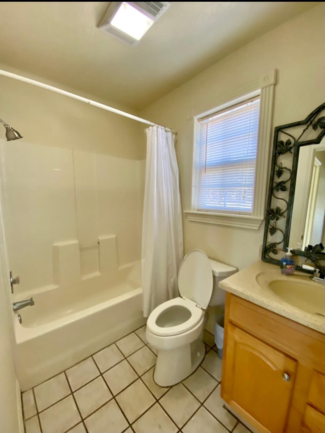 Three-Bedroom Home photo 3