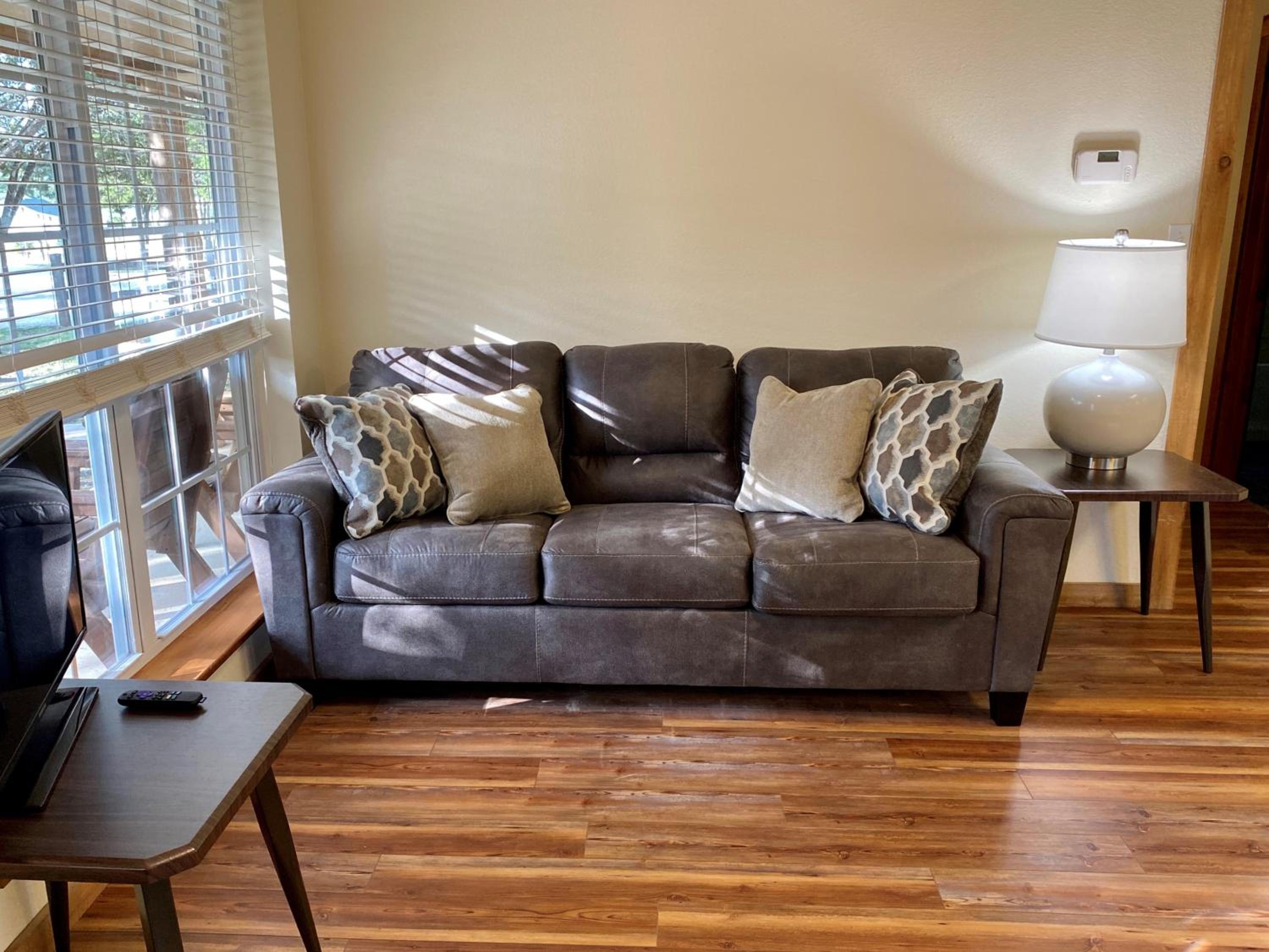 One-Bedroom House photo 1