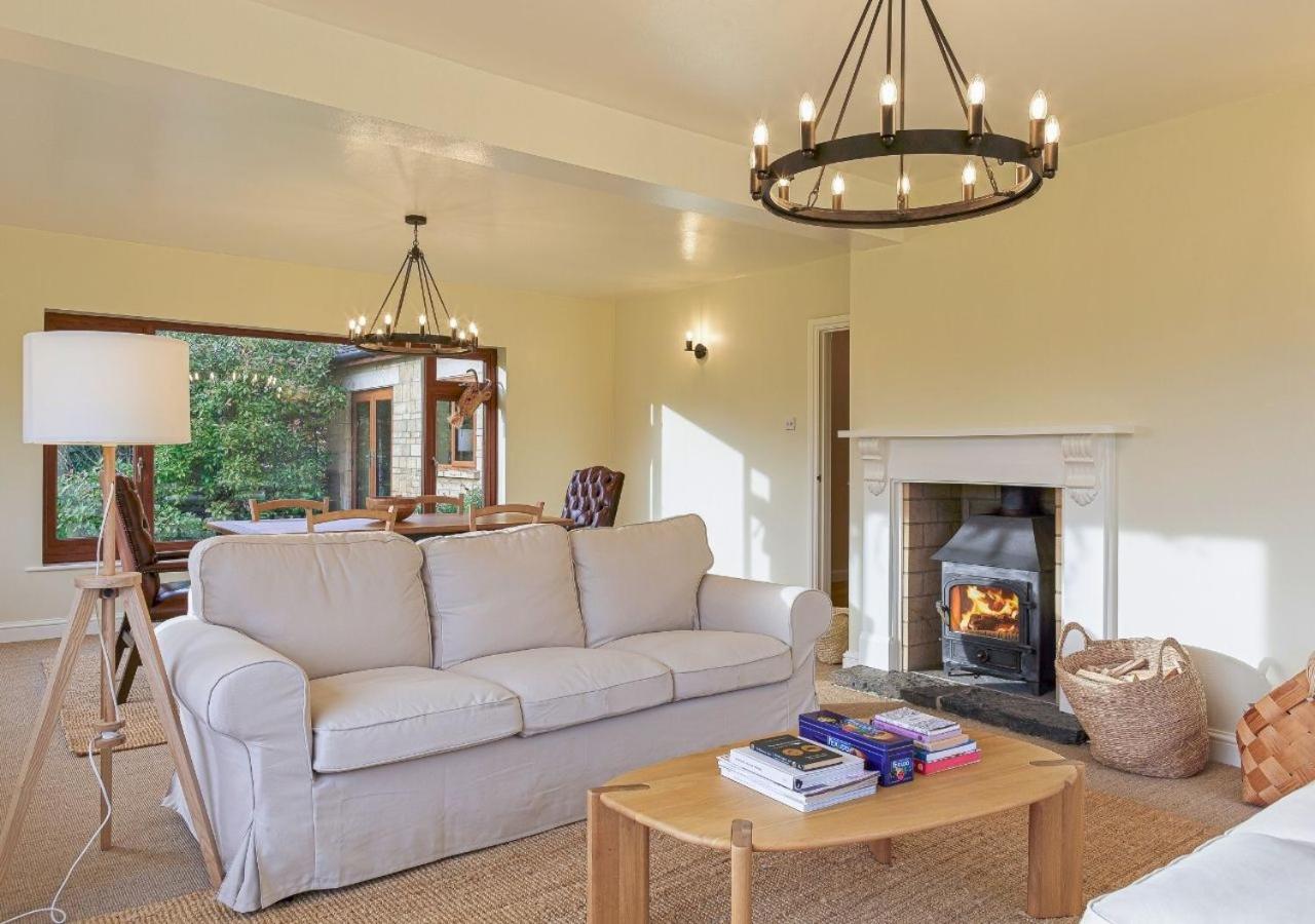 Three-Bedroom House photo 2