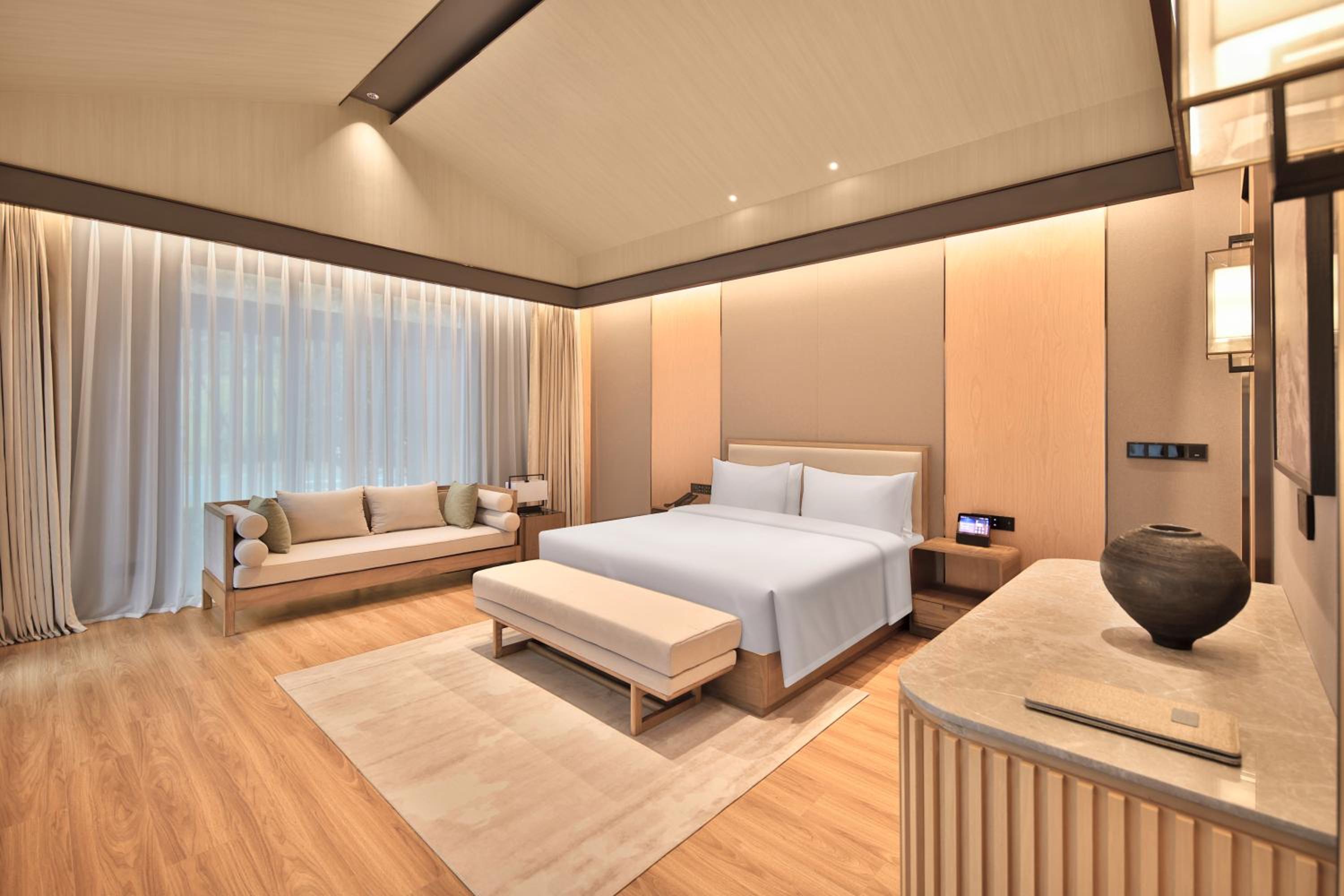 Villa Suite with King Bed - First Floor photo 2