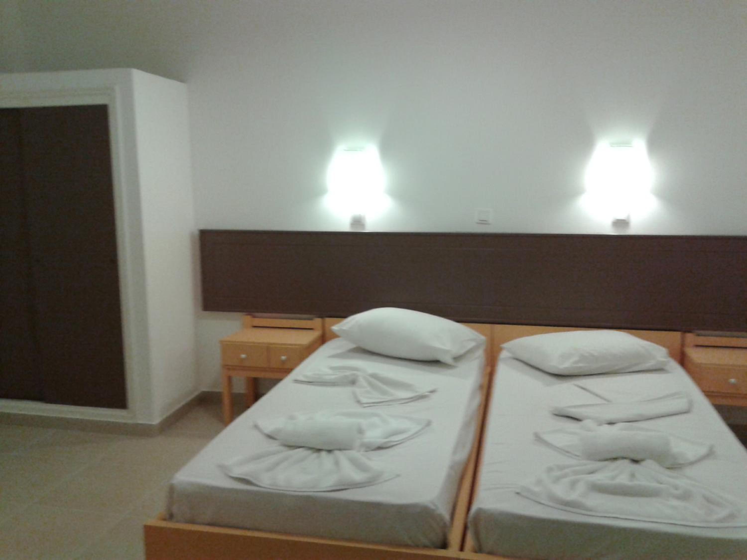 Two-Bedroom Apartment (2-4 Adults) photo 1