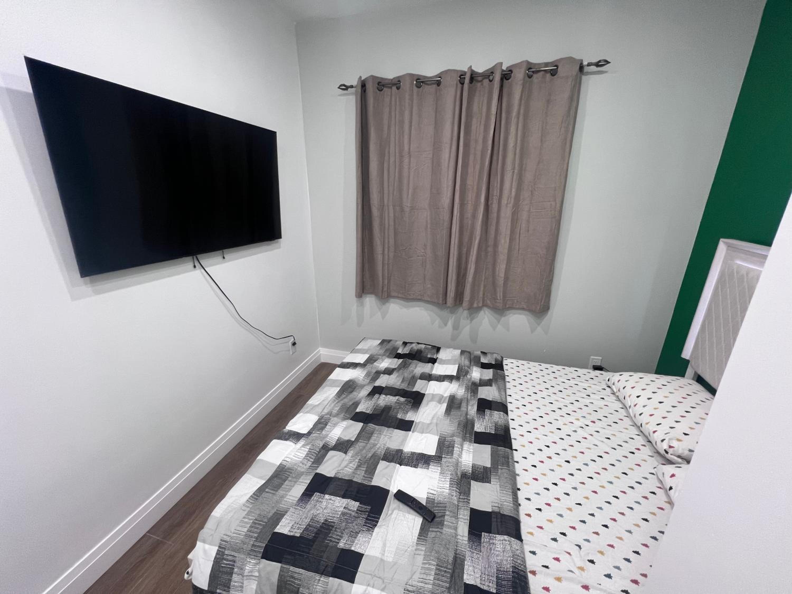 Double Room With Shared Bathroom photo 3