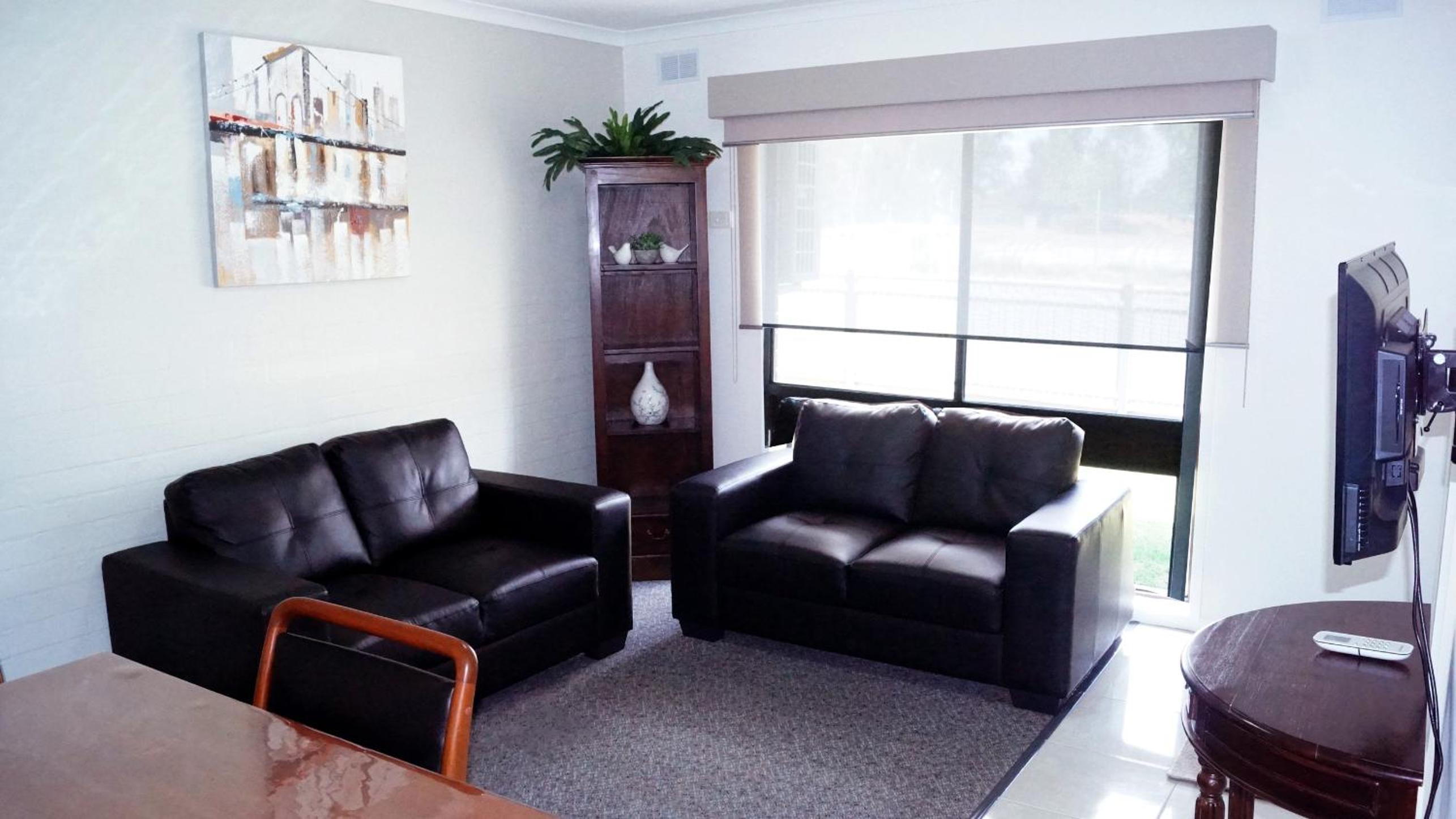 Two-Bedroom Apartment - Photo 11