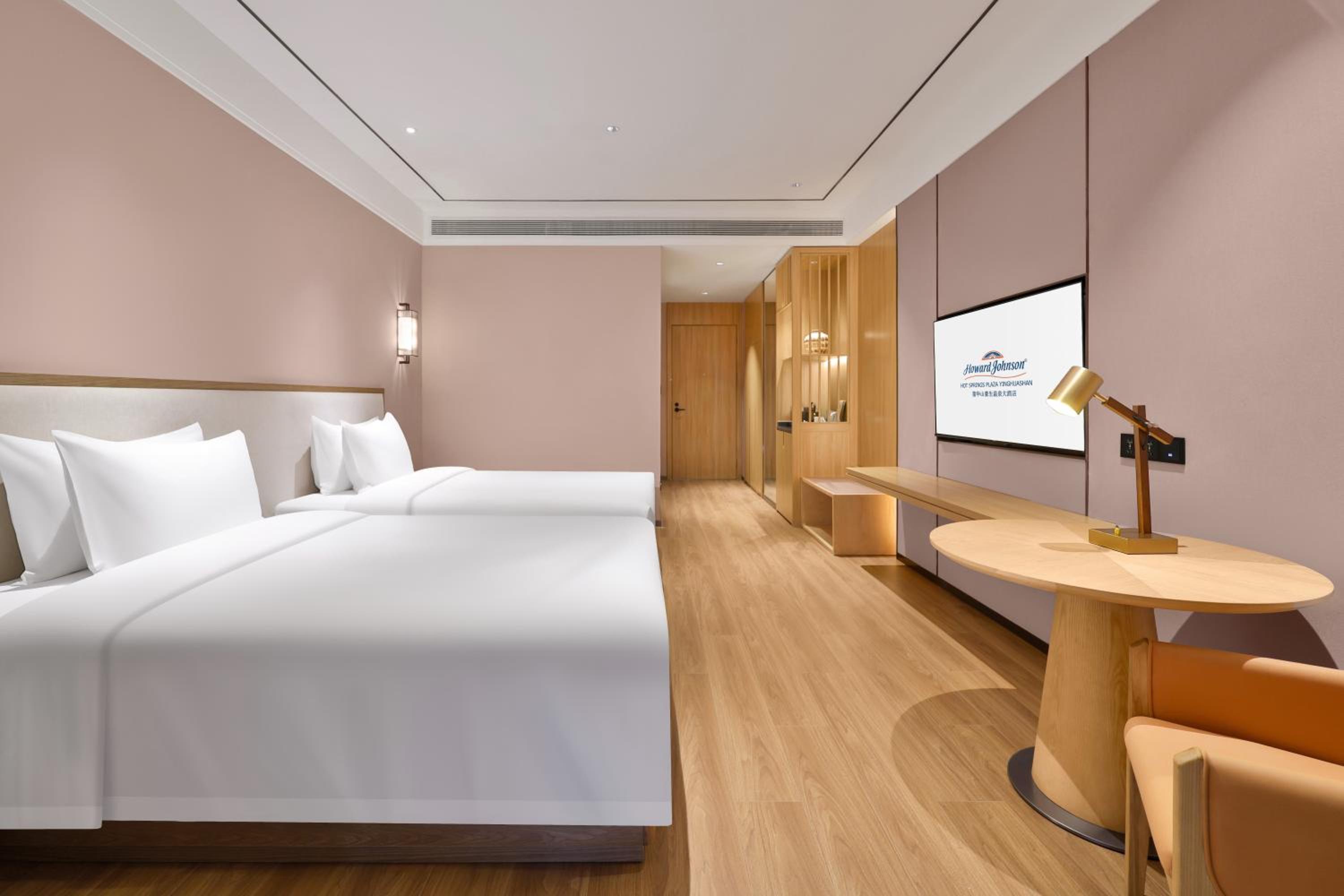 Deluxe Twin Room photo 2