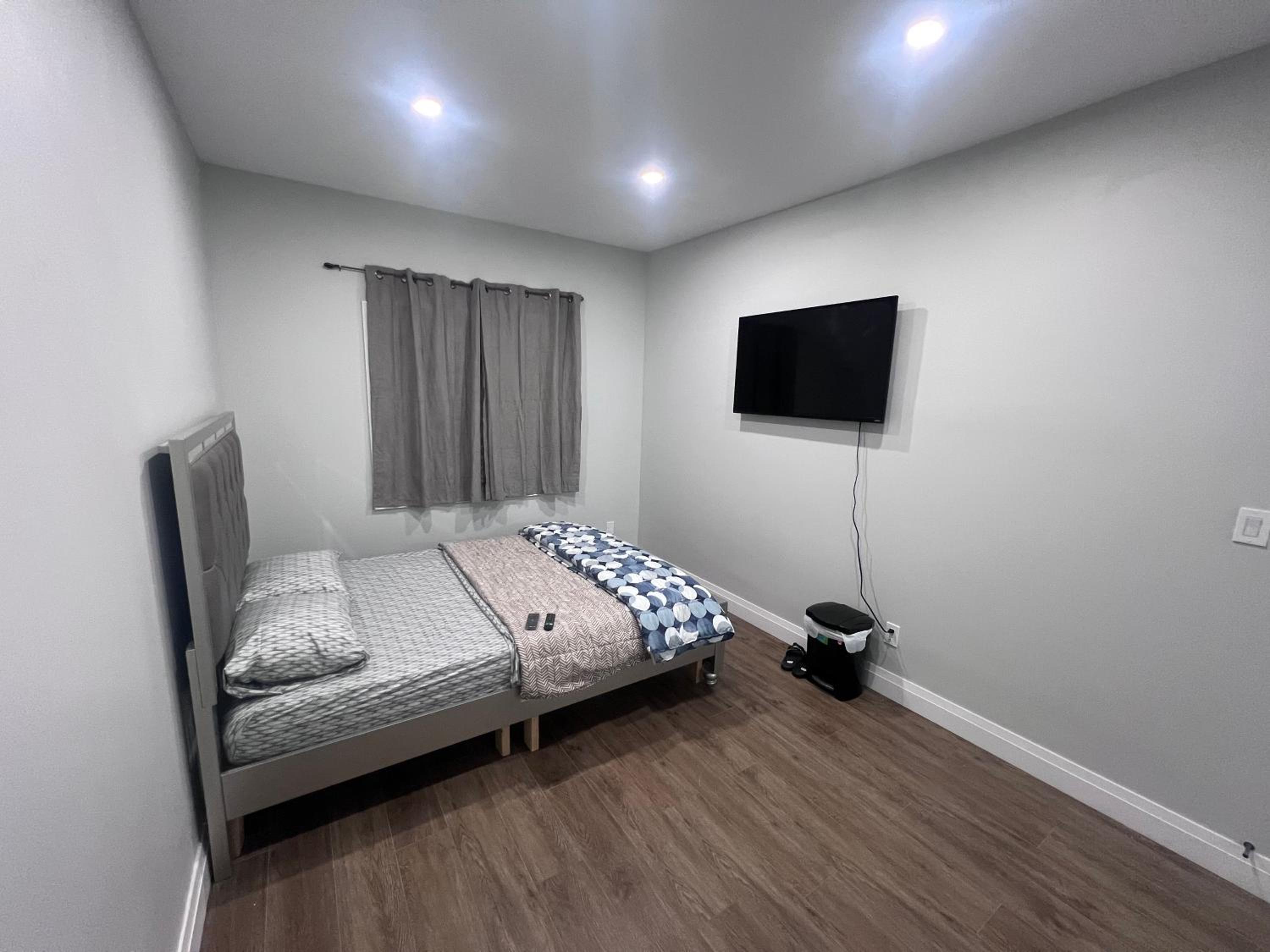 Double Room with Private Bathroom photo 2