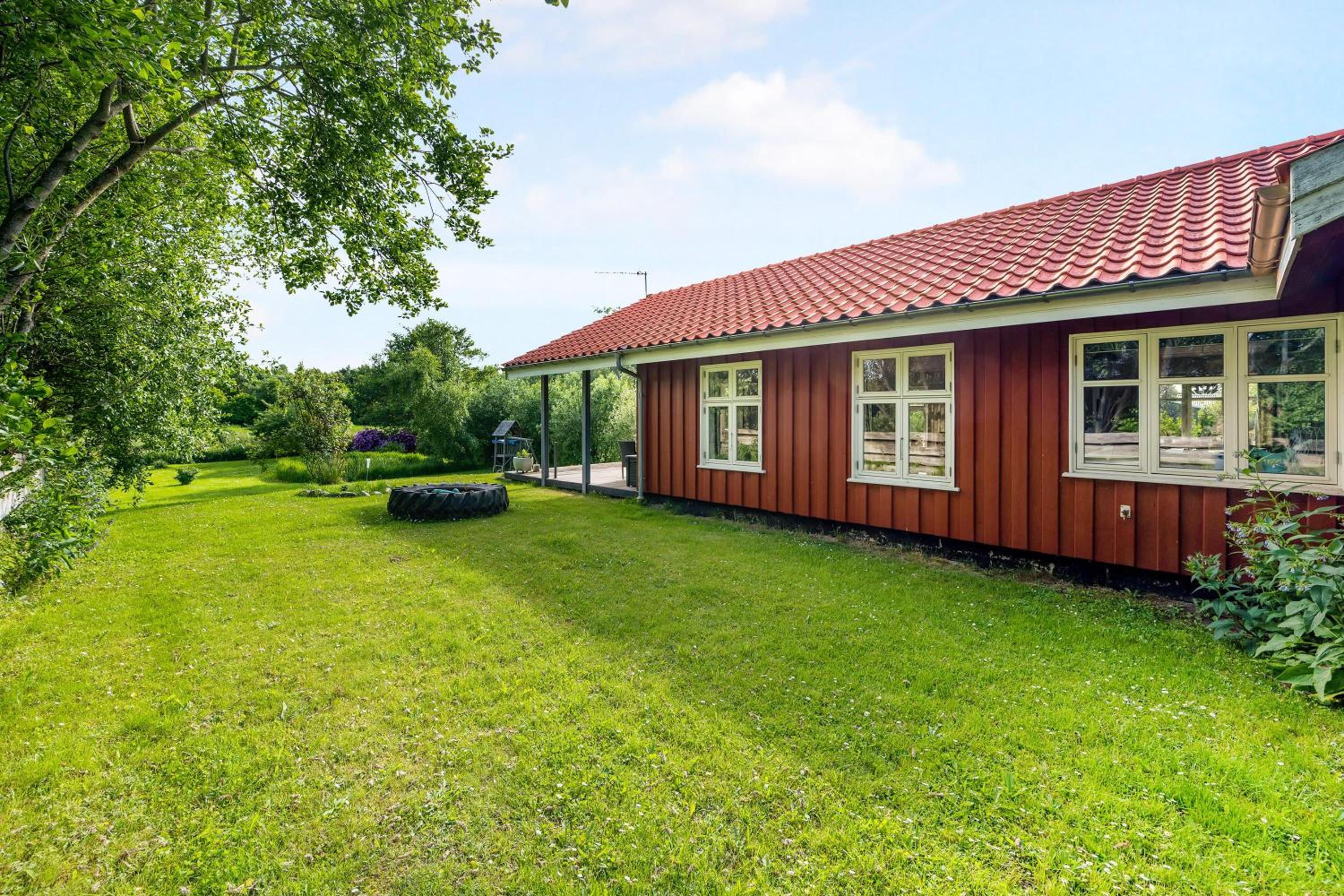 Two-Bedroom Holiday Home photo 3
