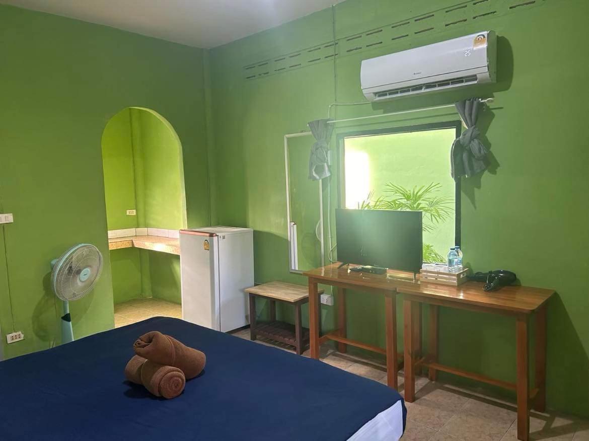 Standard Bungalow with Air-Conditioning photo 3