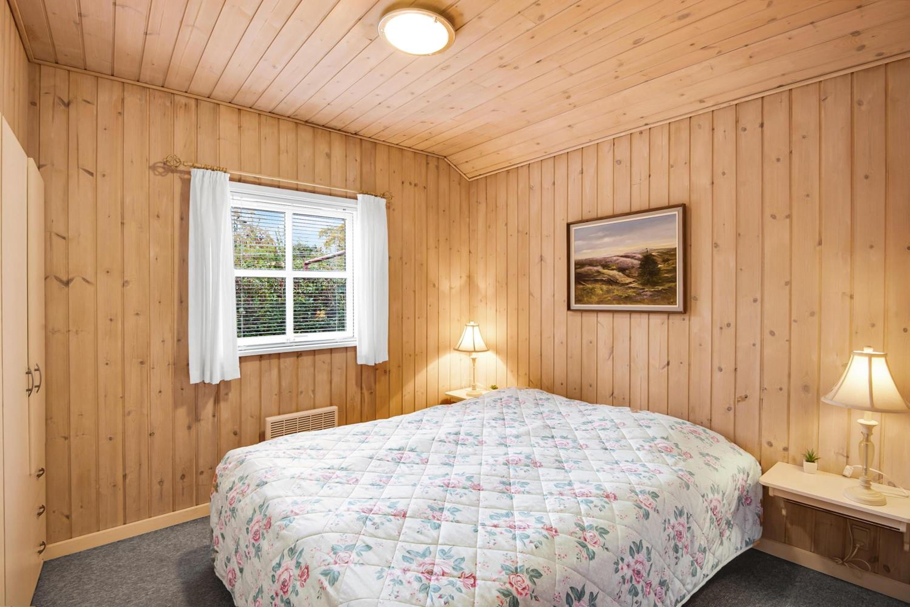 Three-Bedroom Vacation Home  photo 3