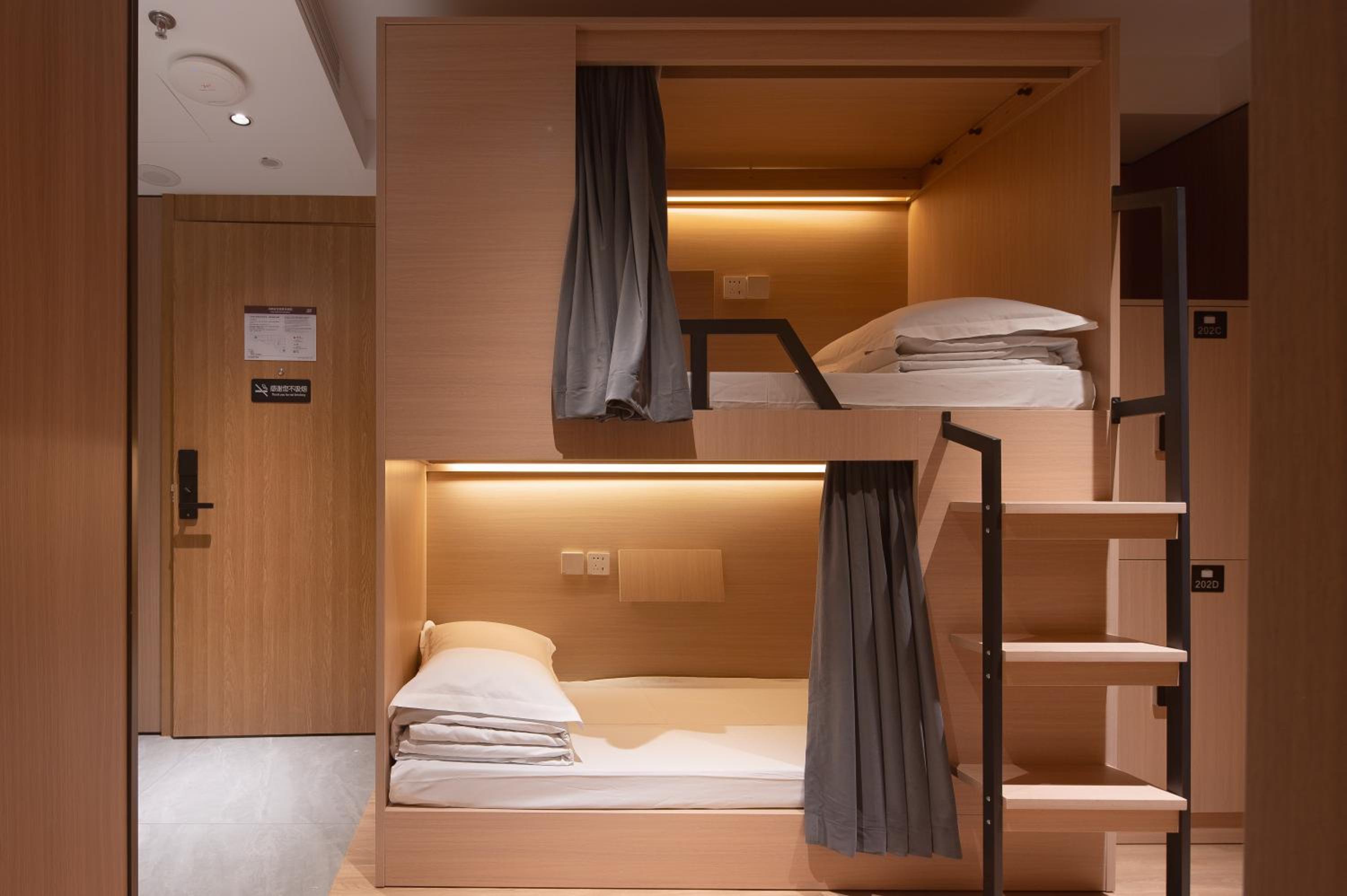 4 Bund Bed For 4 Person
