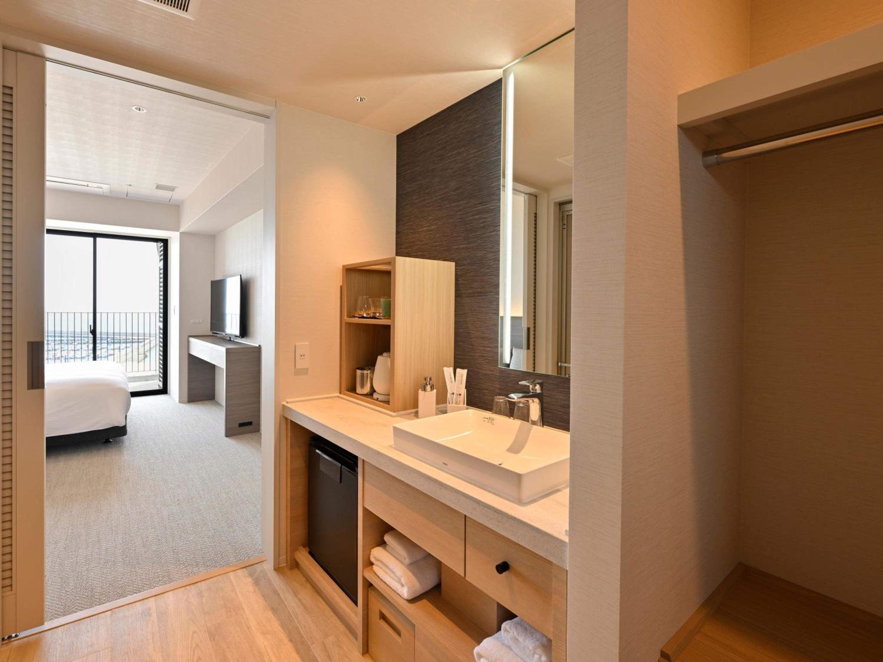 Superior Twin Room with Sea View photo 3