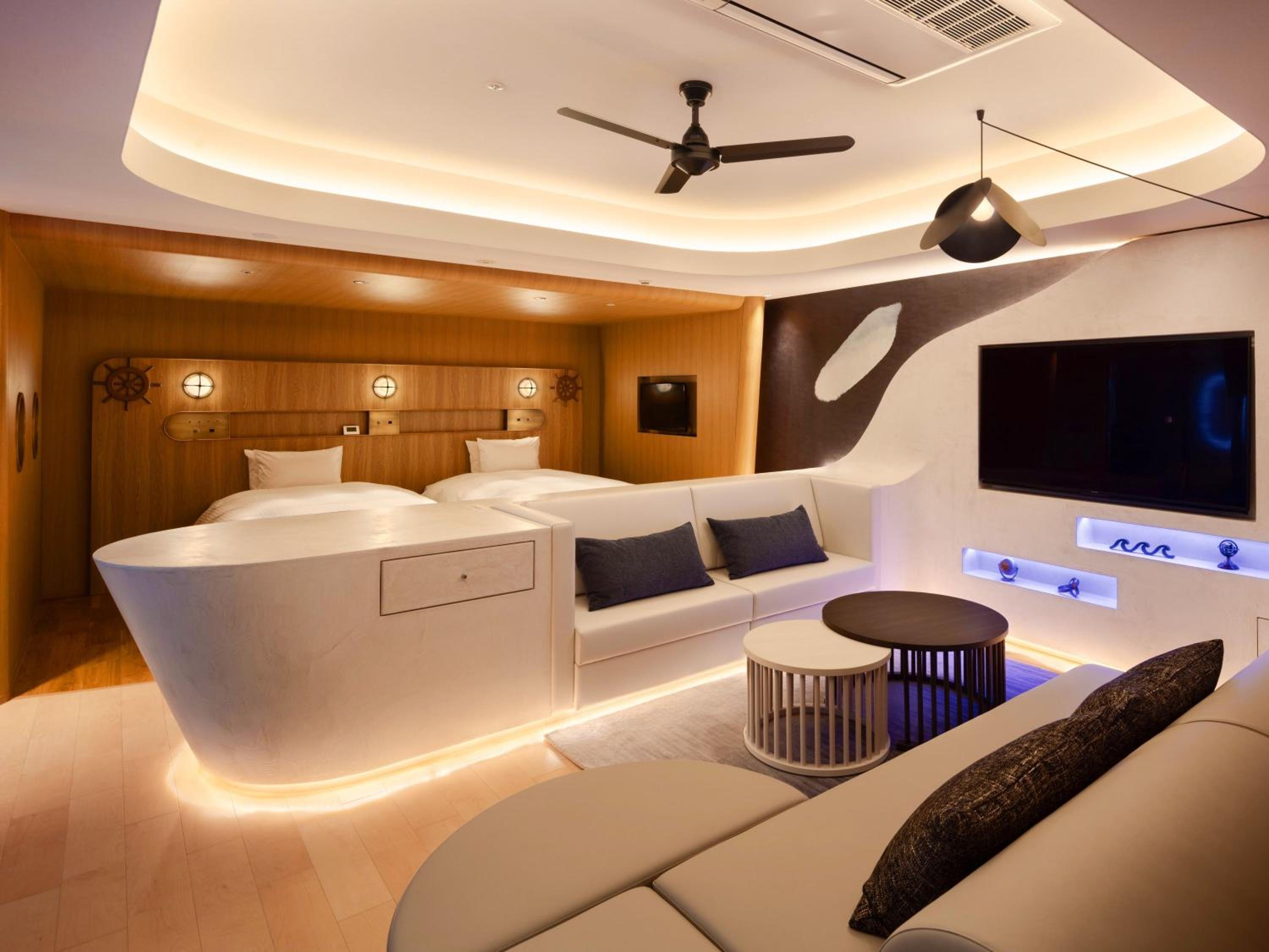Junior Suite with Sea View photo 3