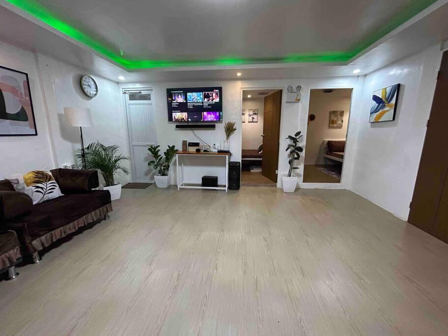 Two-Bedroom House photo 2