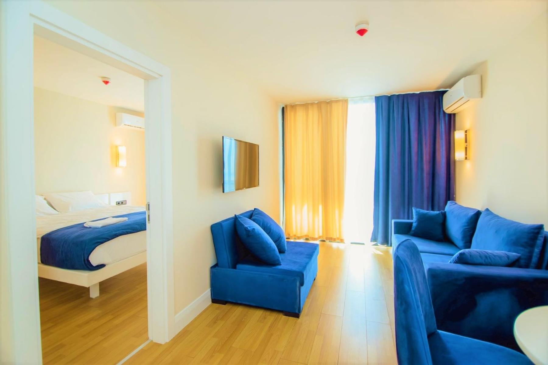 One-Bedroom Family Apartment