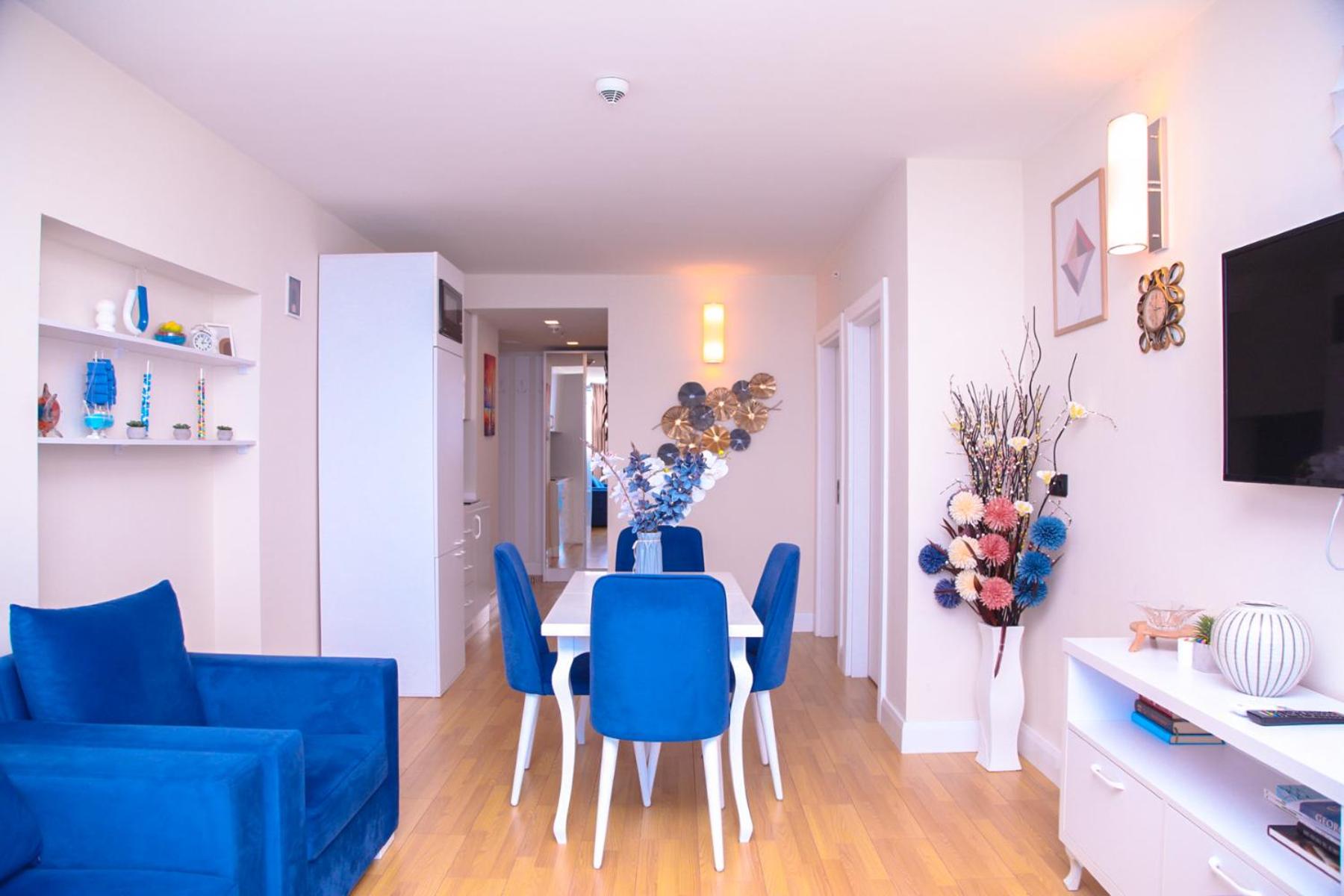 Two-Bedroom Deluxe Apartment