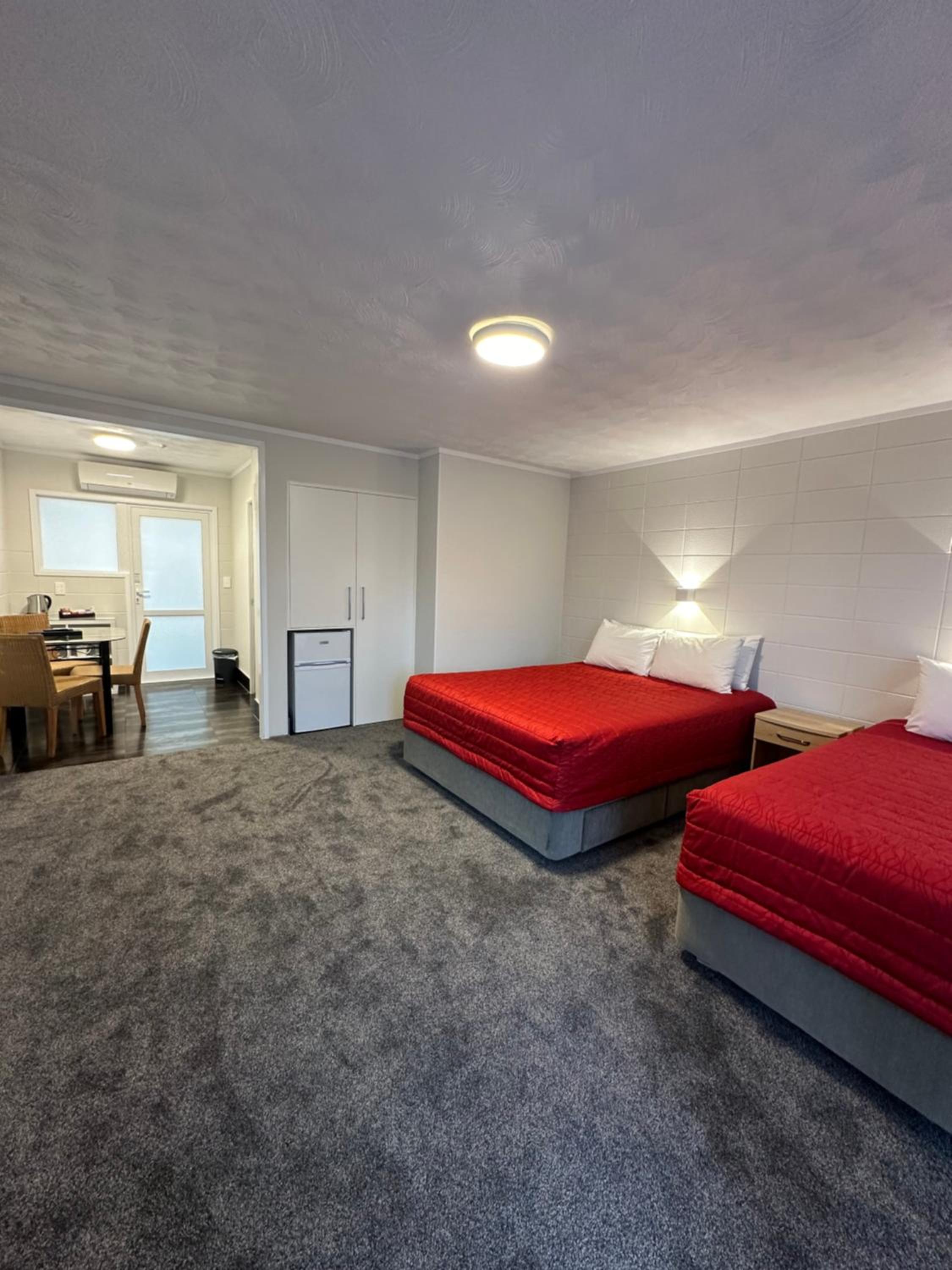 Accessible Deluxe Studio - Photo 1